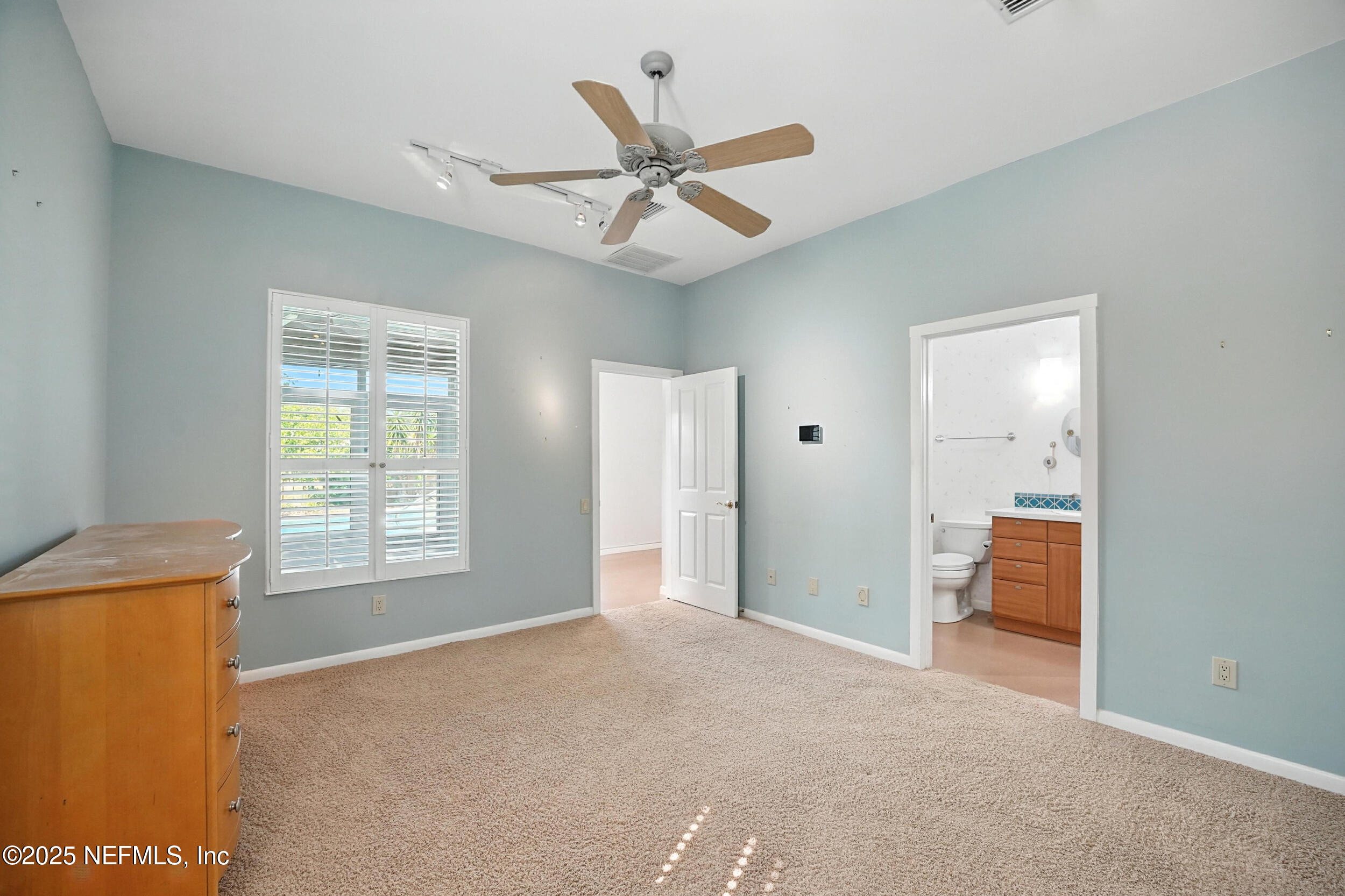 275 NAUTICAL Boulevard S