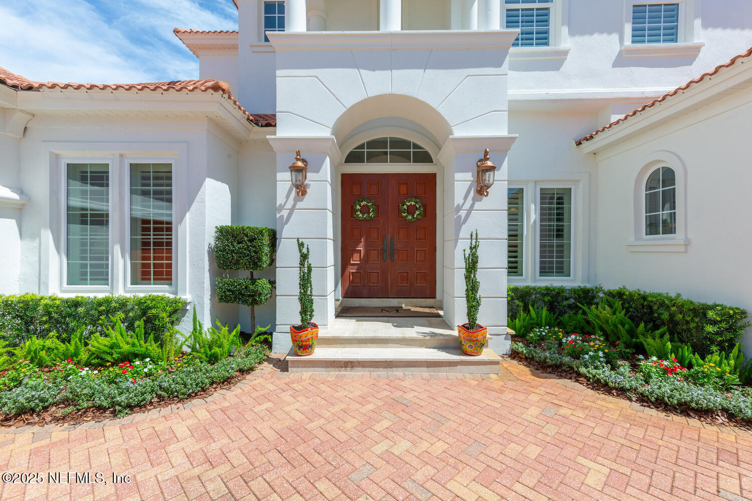 23 CORONA Road