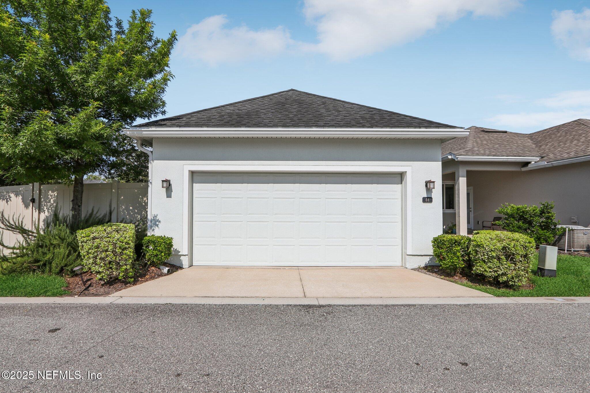 44 WESTON Circle