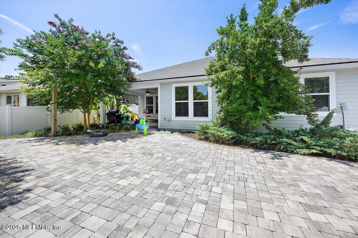 94 CABOT Place, St. Johns