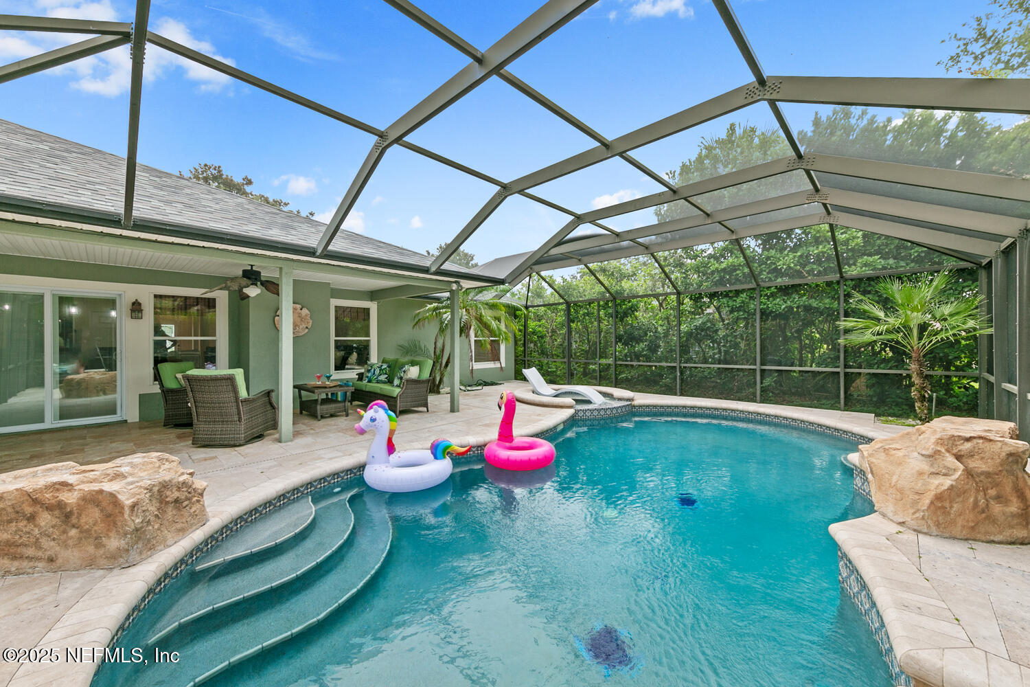 213 SEAMIST Court