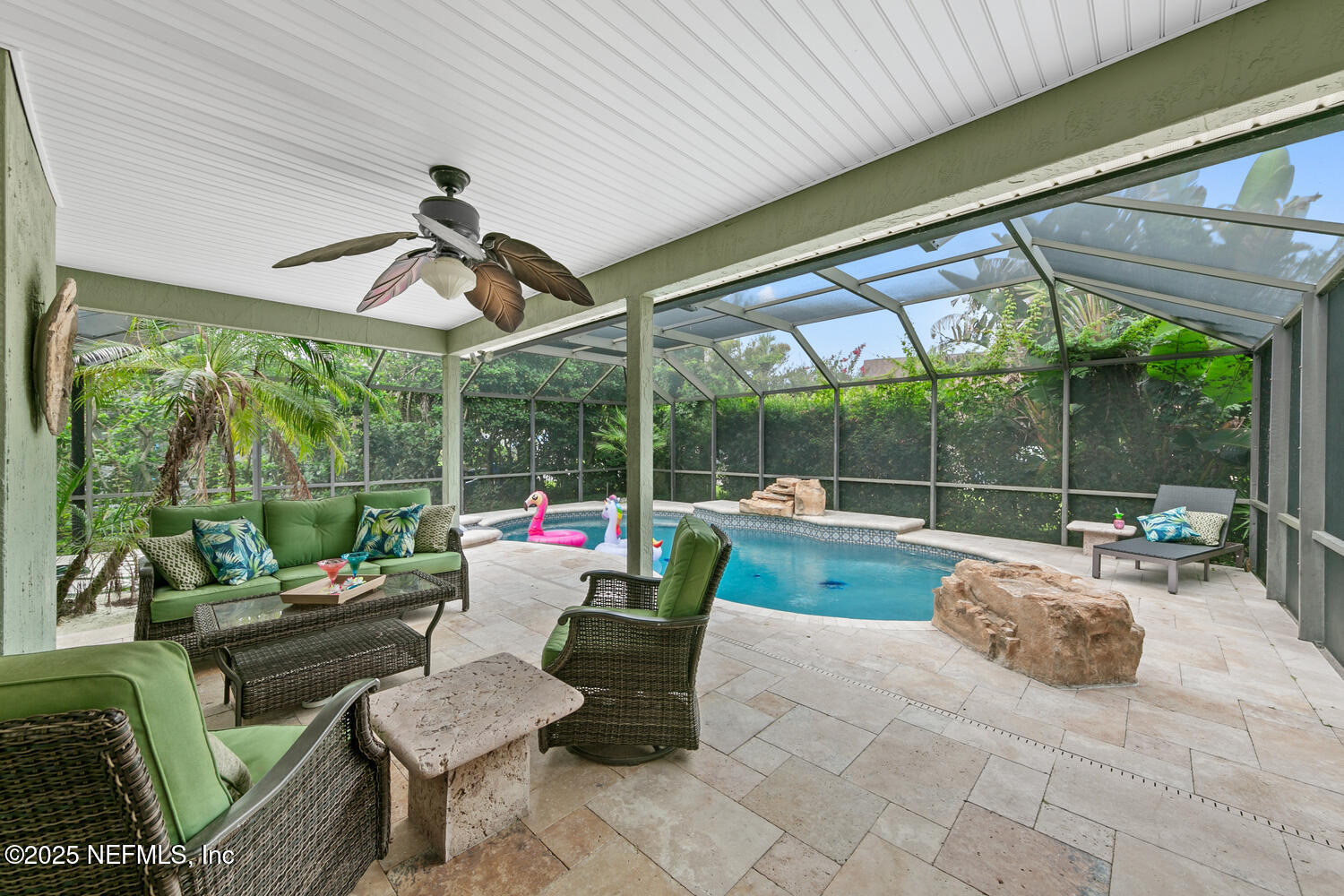 213 SEAMIST Court