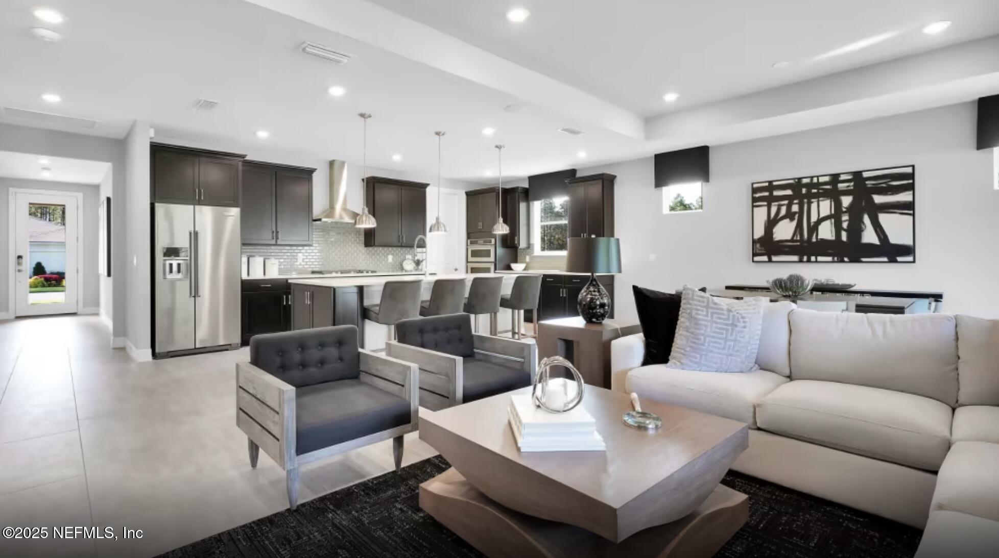 291 CURVED BAY Trail