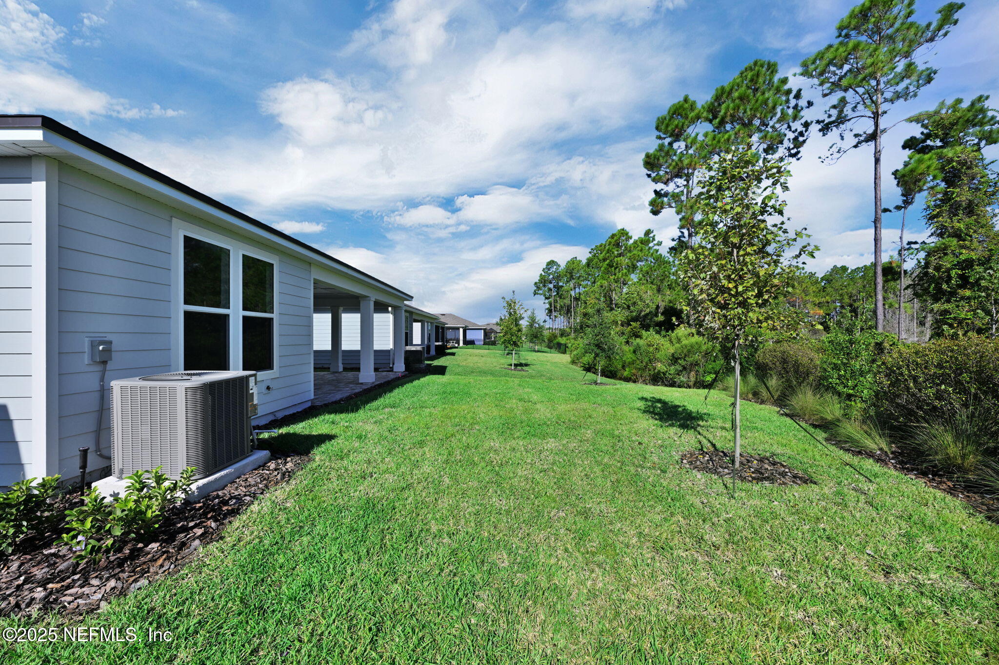 271 CURVED BAY Trail