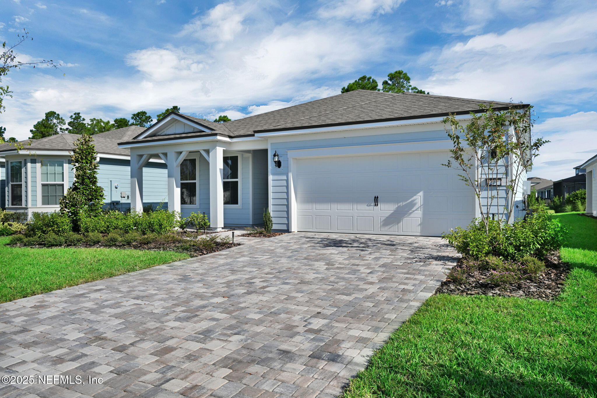 271 CURVED BAY Trail