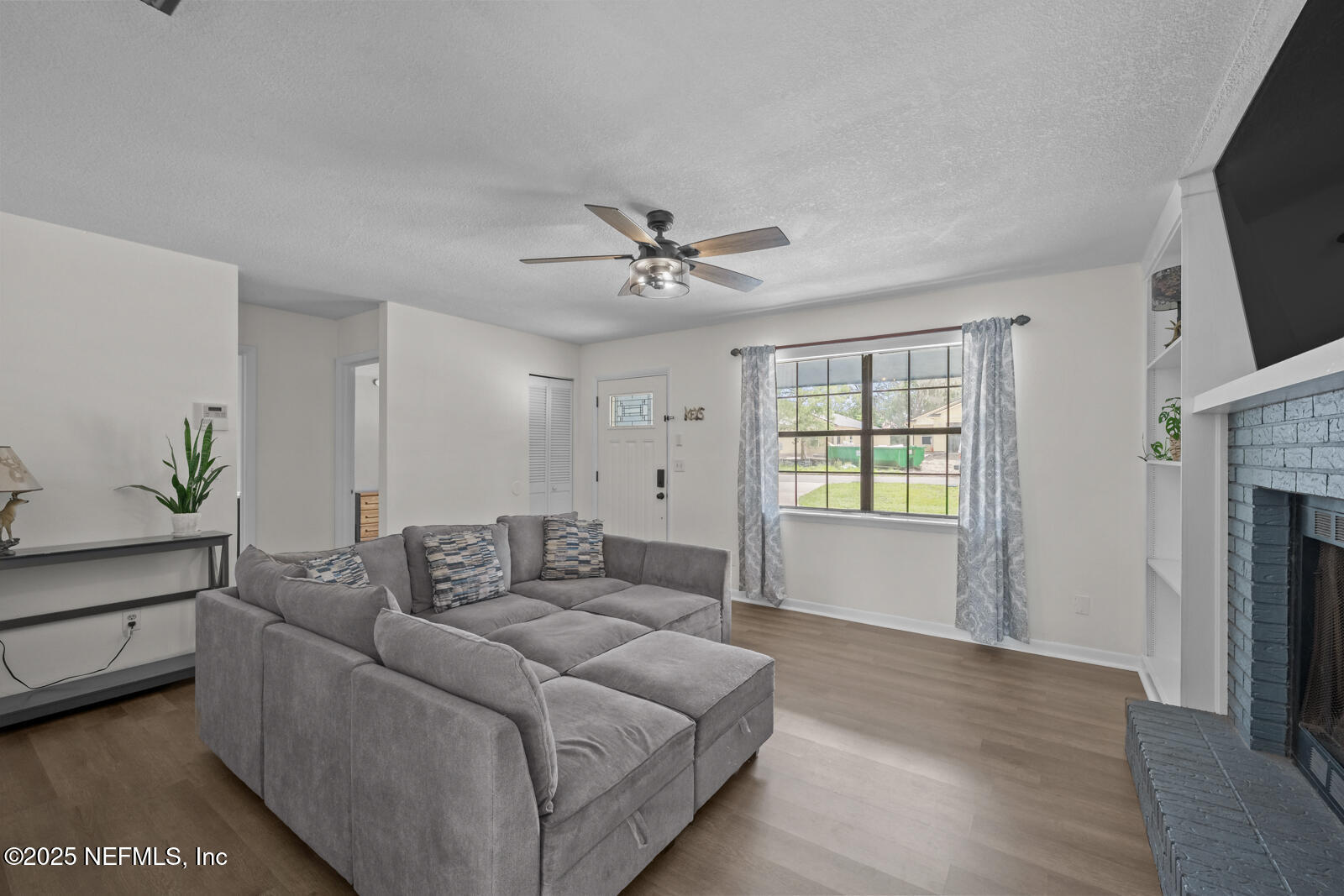 1410 CLEVELAND Avenue