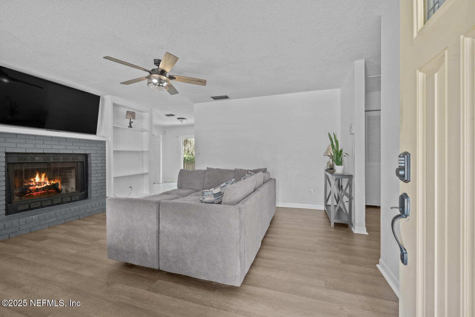 1410 CLEVELAND Avenue