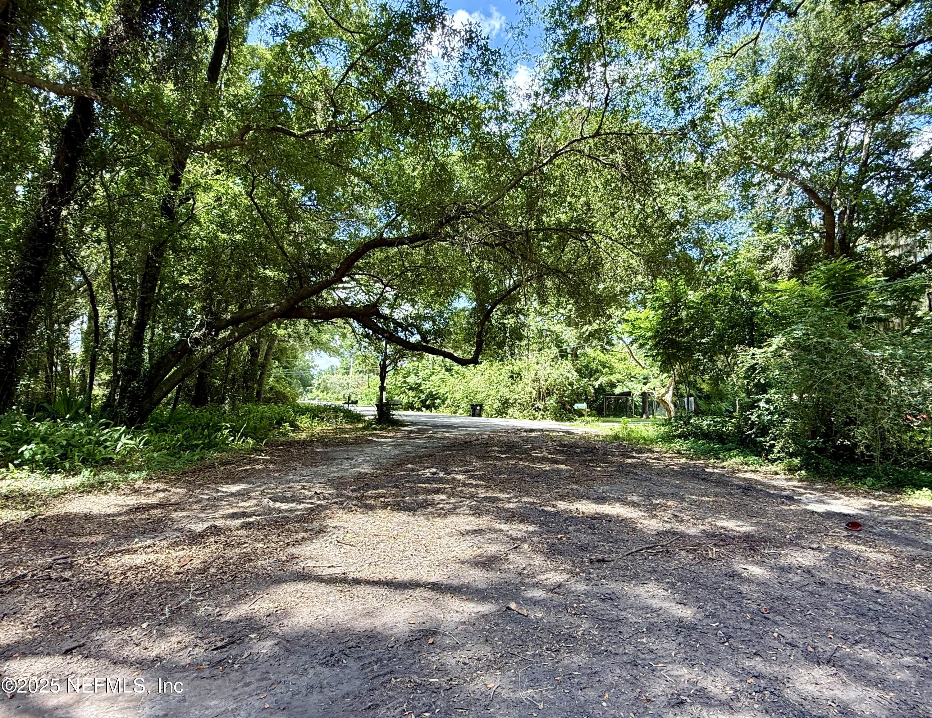 2901 GORDON Street E