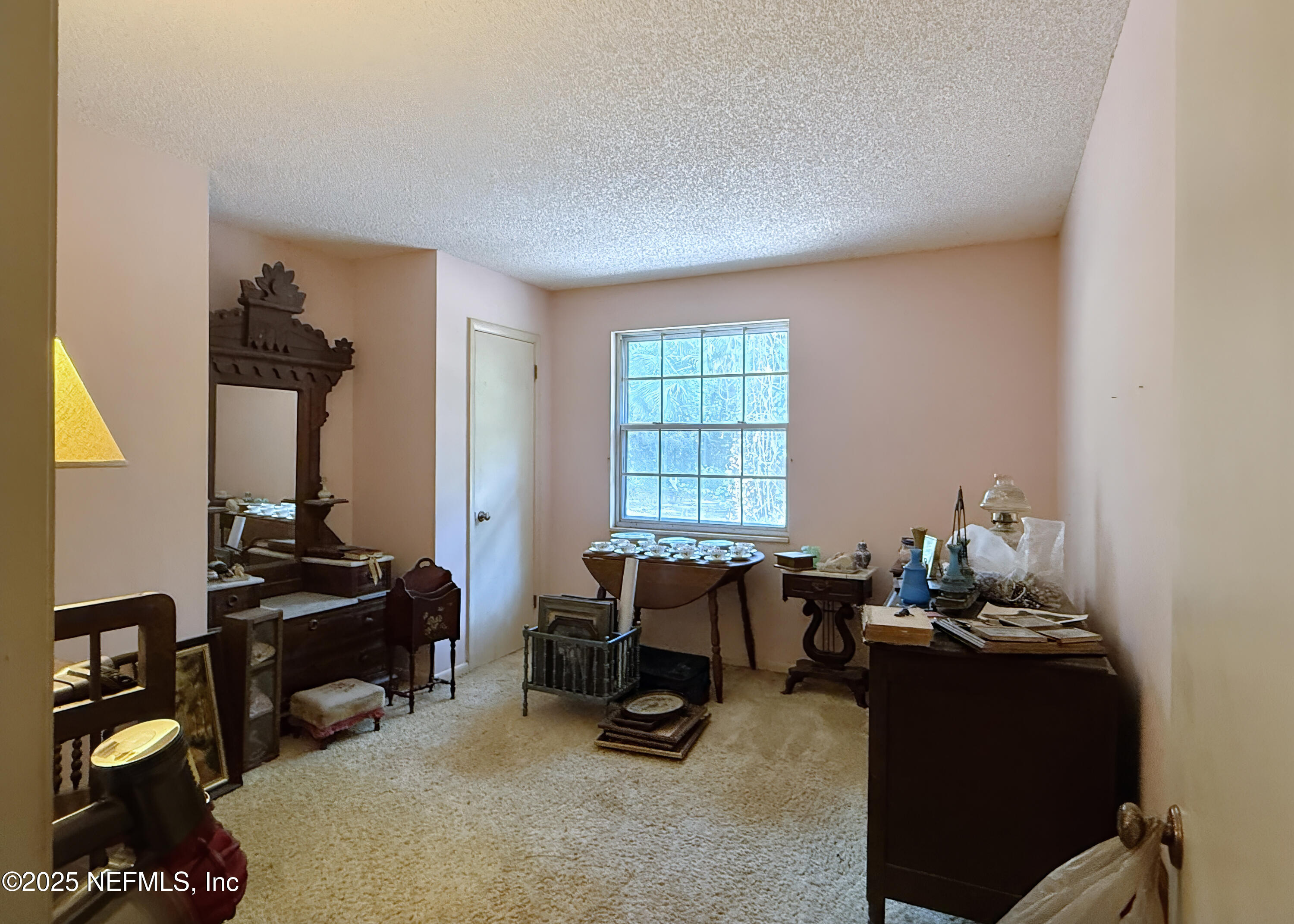 2901 GORDON Street E