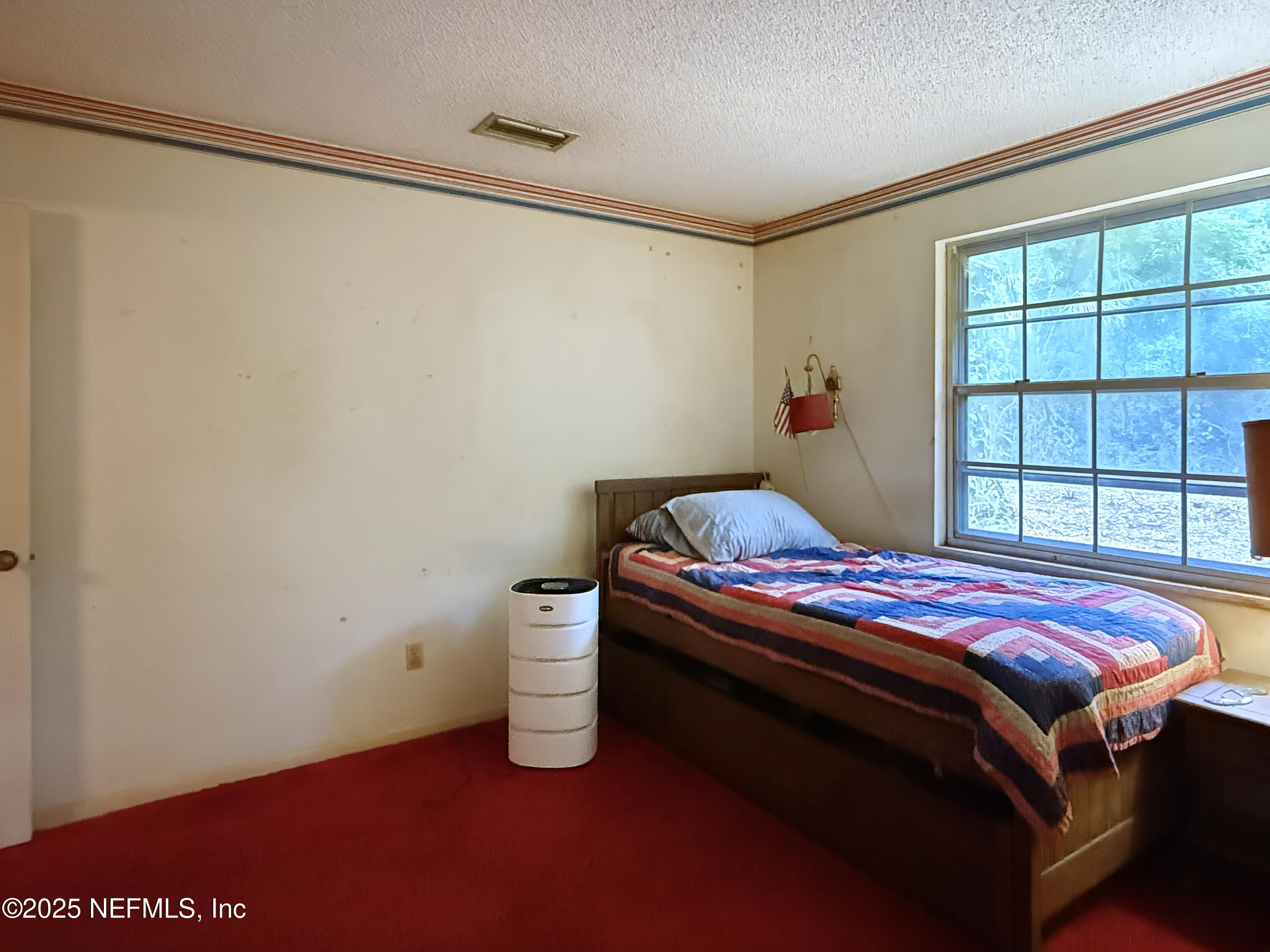 2901 GORDON Street E