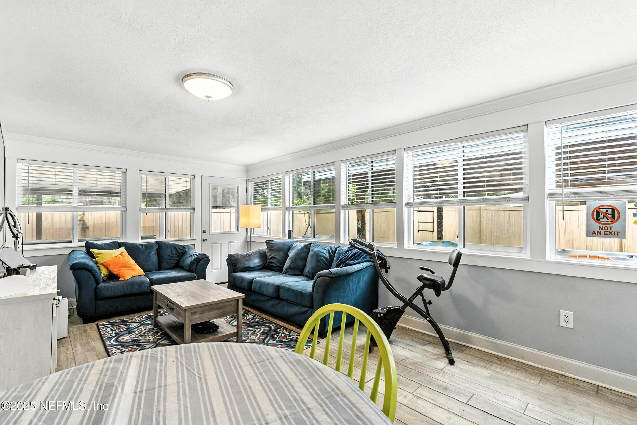 1129 SEBAGO Avenue S