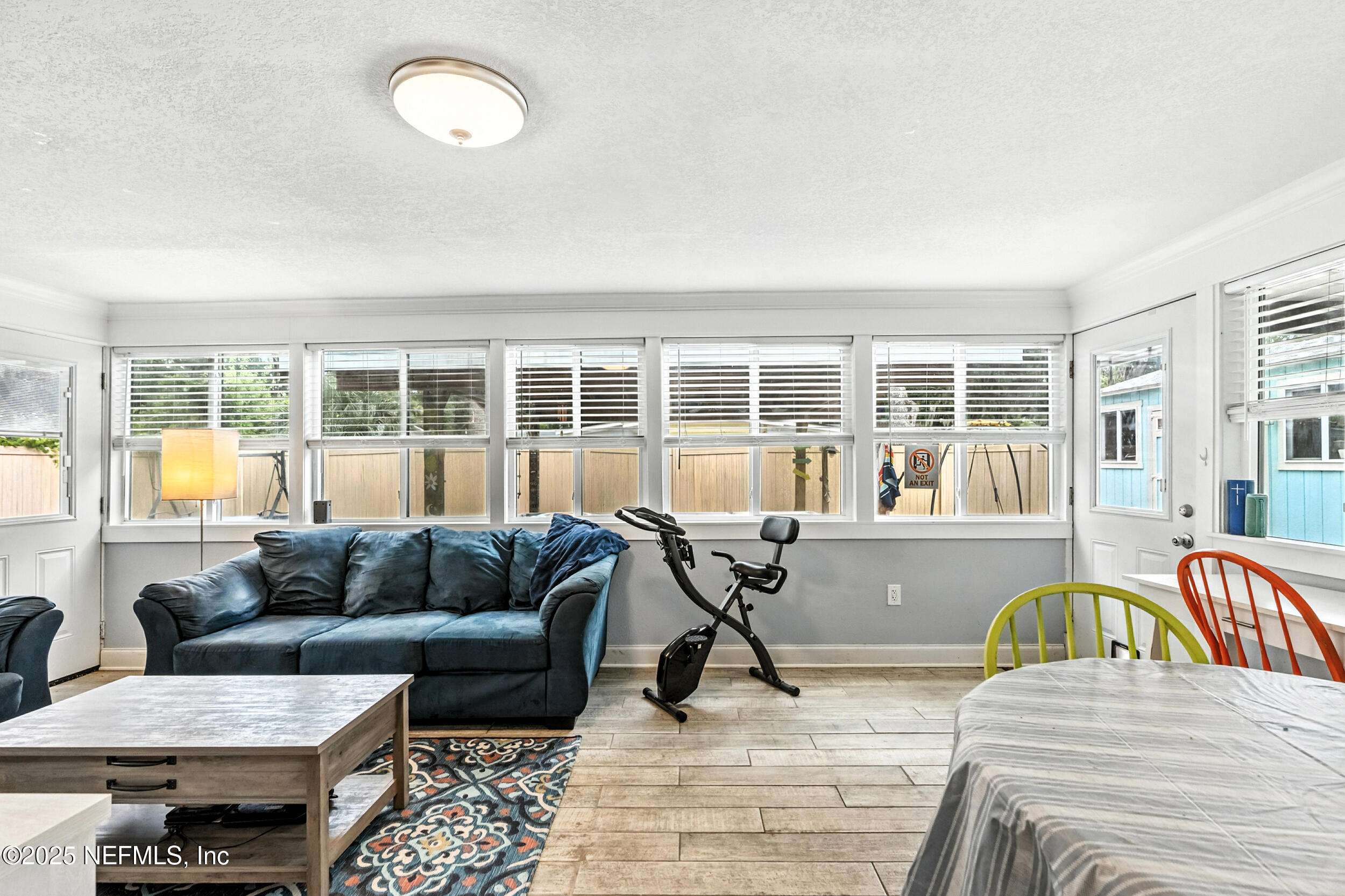 1129 SEBAGO Avenue S