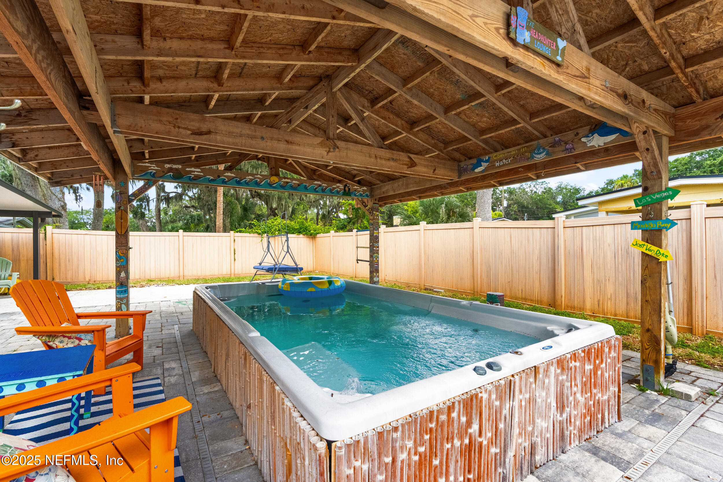 1129 SEBAGO Avenue S