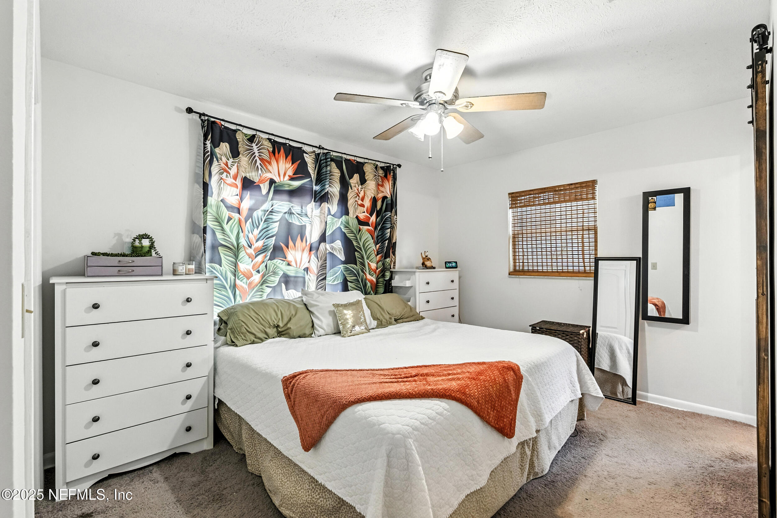 1129 SEBAGO Avenue S