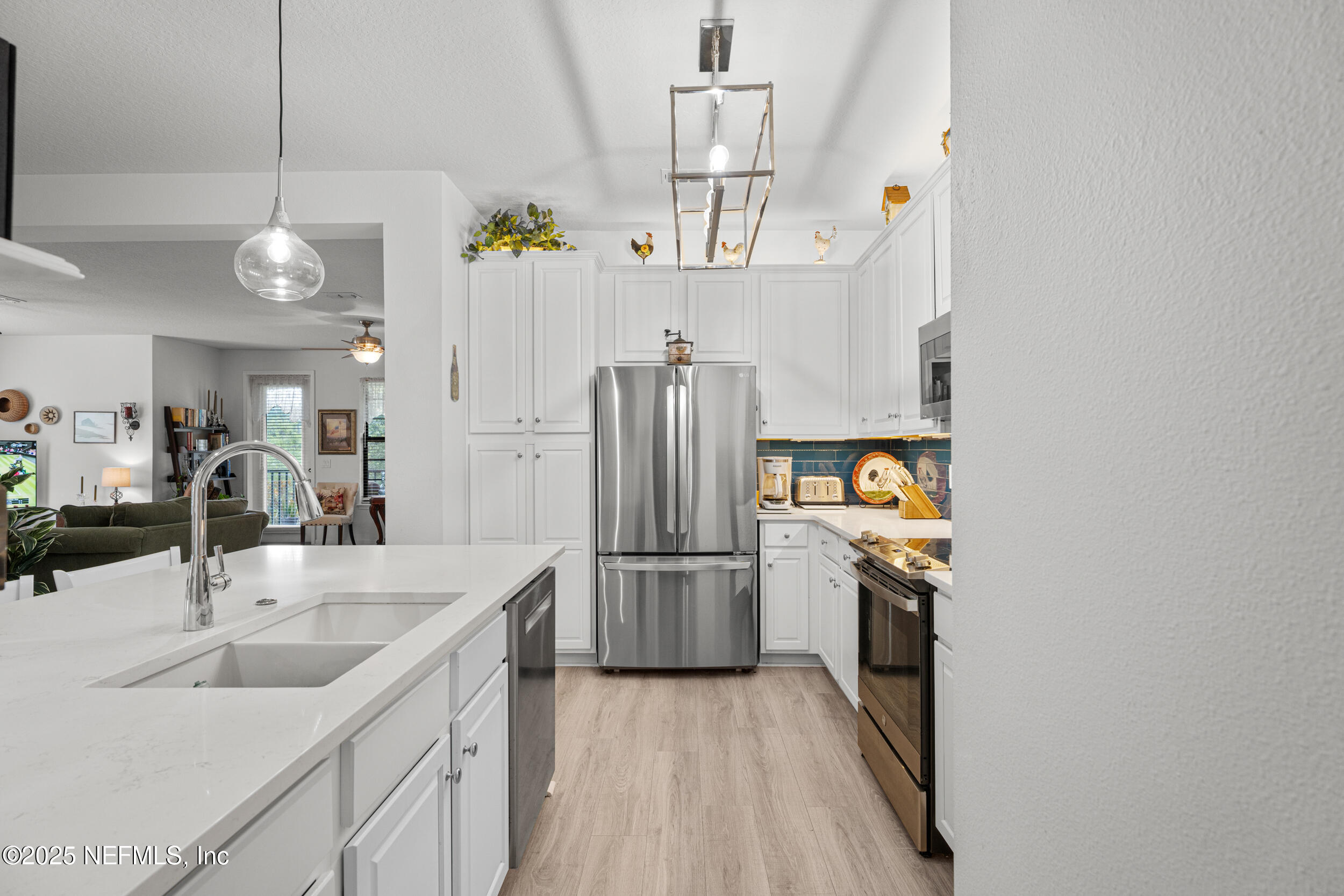 192 ORCHARD PASS Avenue, 522