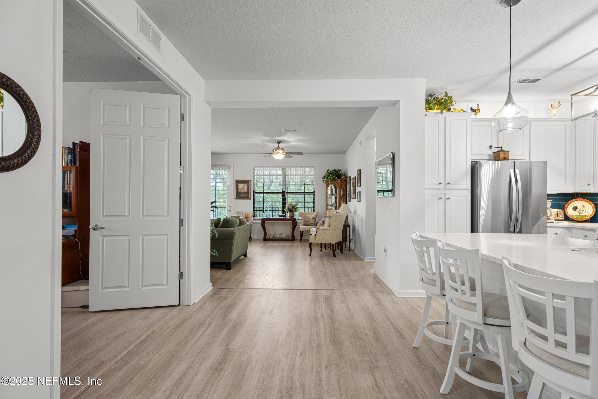 192 ORCHARD PASS Avenue, 522