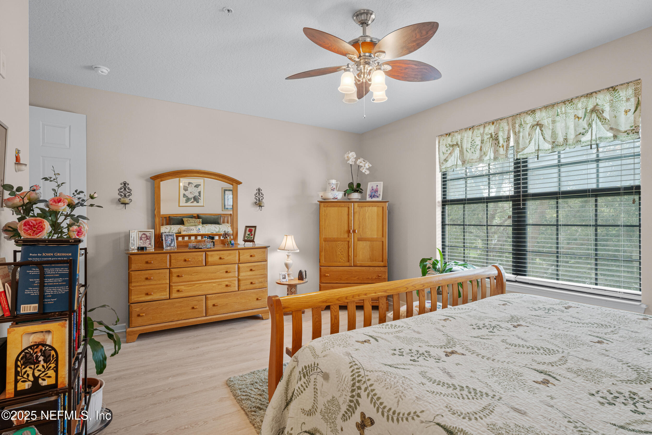 192 ORCHARD PASS Avenue, 522