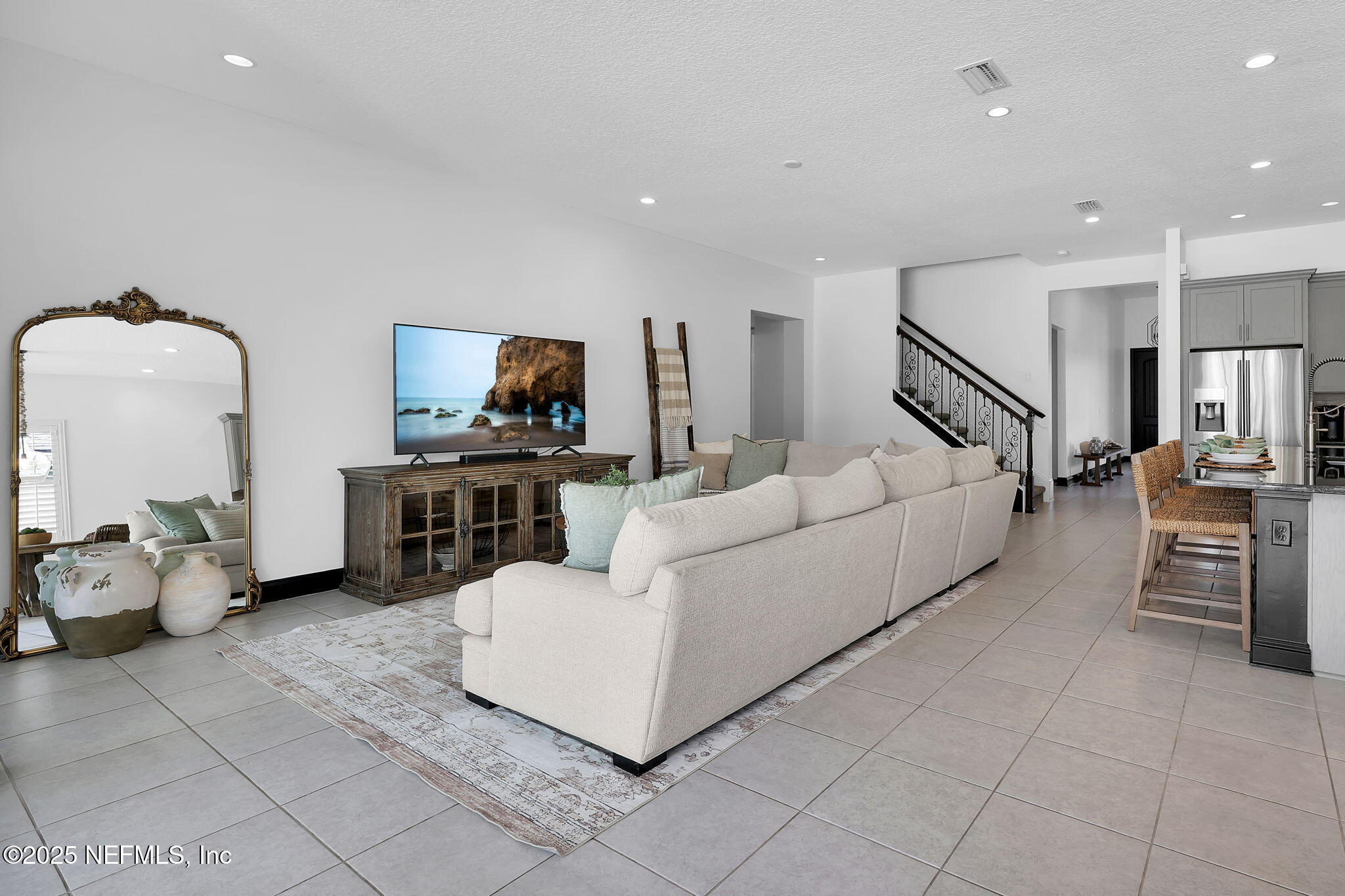 303 GULFSTREAM Way
