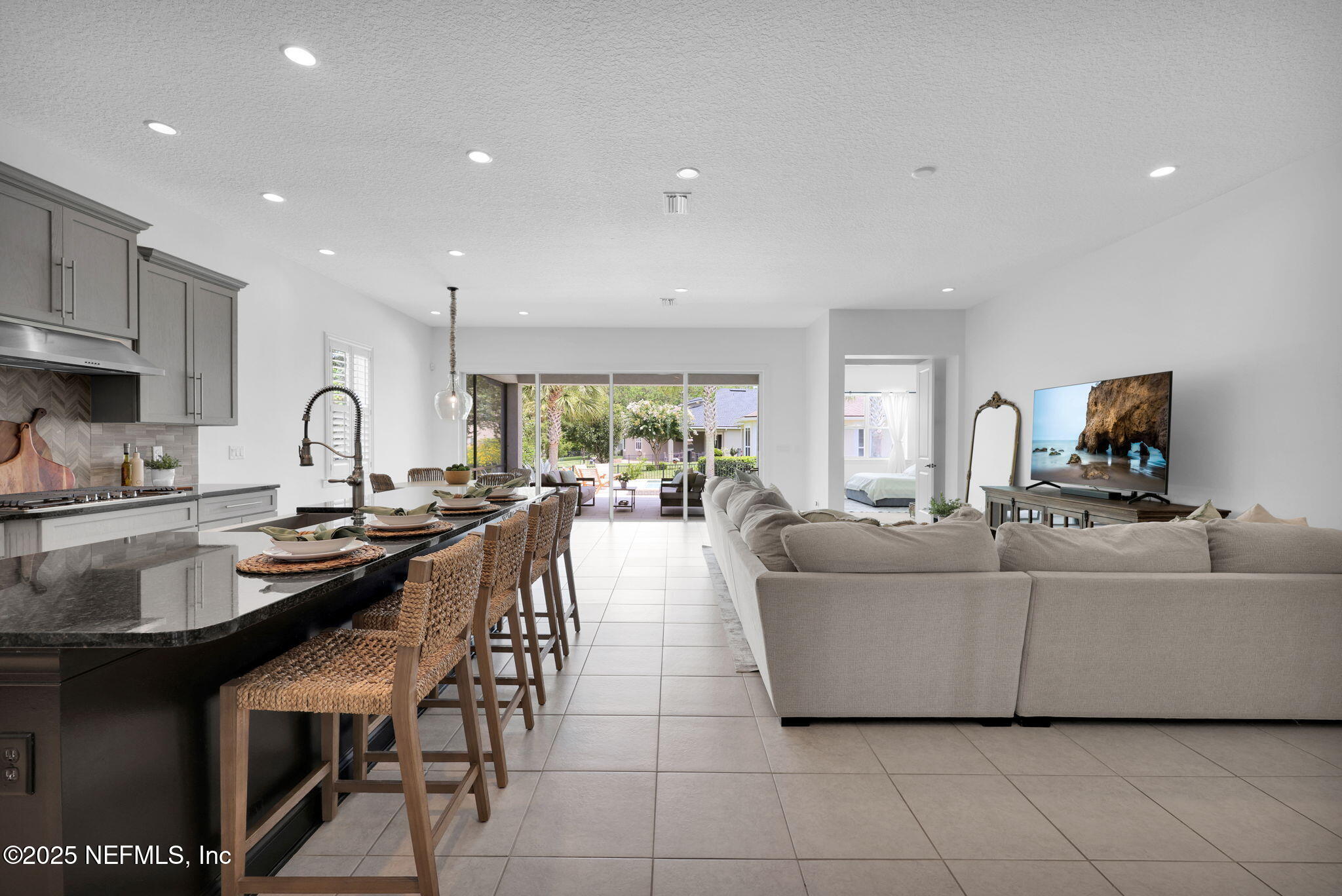 303 GULFSTREAM Way