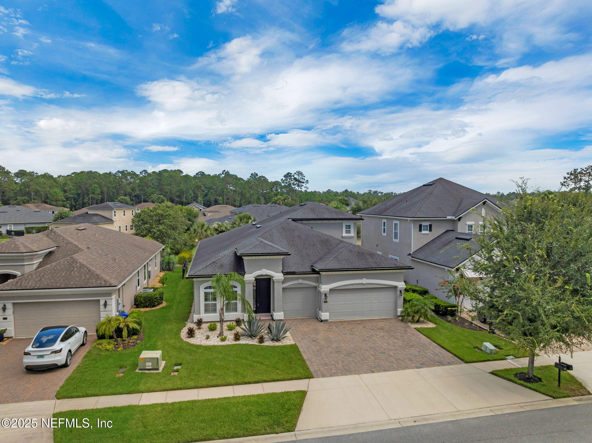 303 GULFSTREAM Way