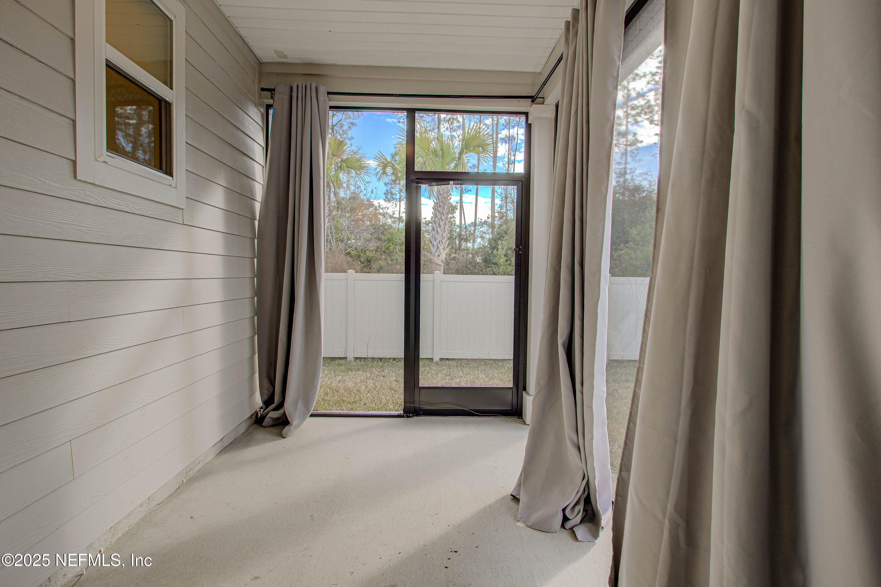 168 RAMBLING BROOK Trail, St. Johns