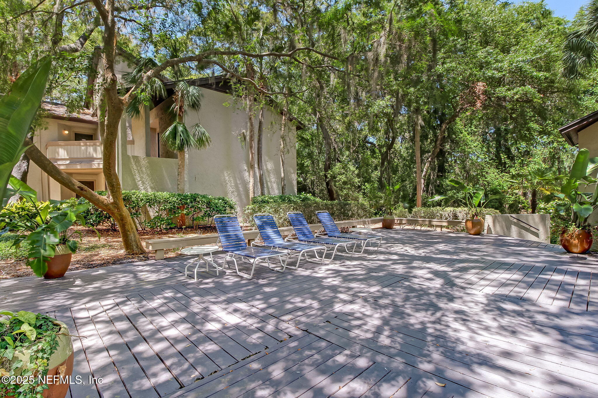 2326/2328 BOXWOOD Lane