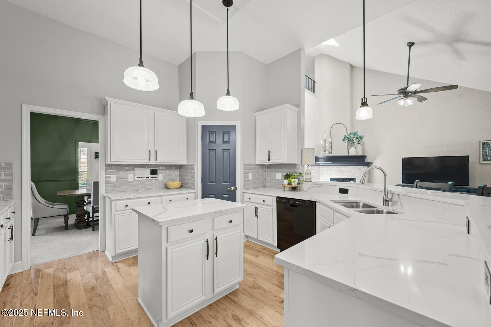 8641 AUTUMN GREEN Drive