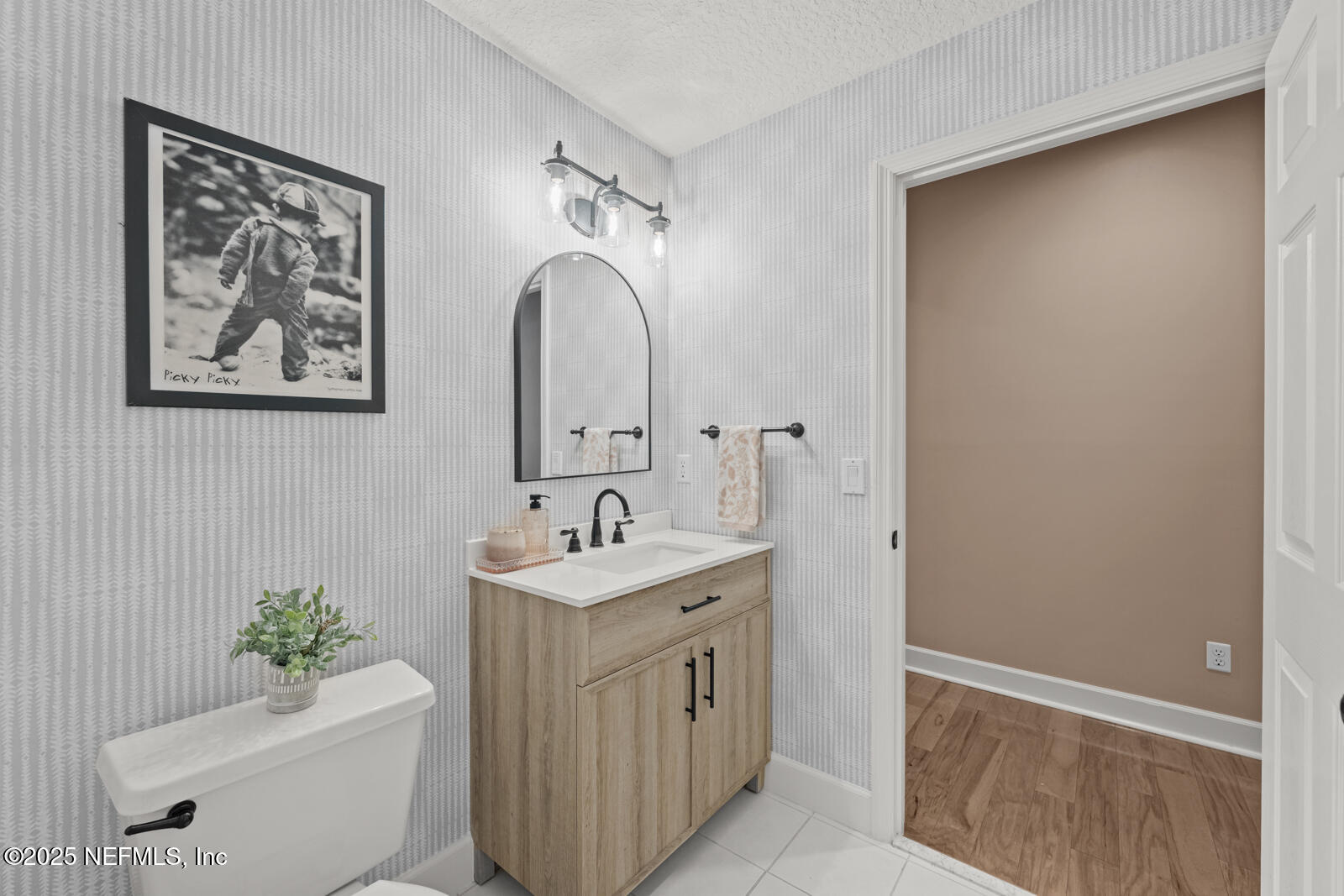 8641 AUTUMN GREEN Drive