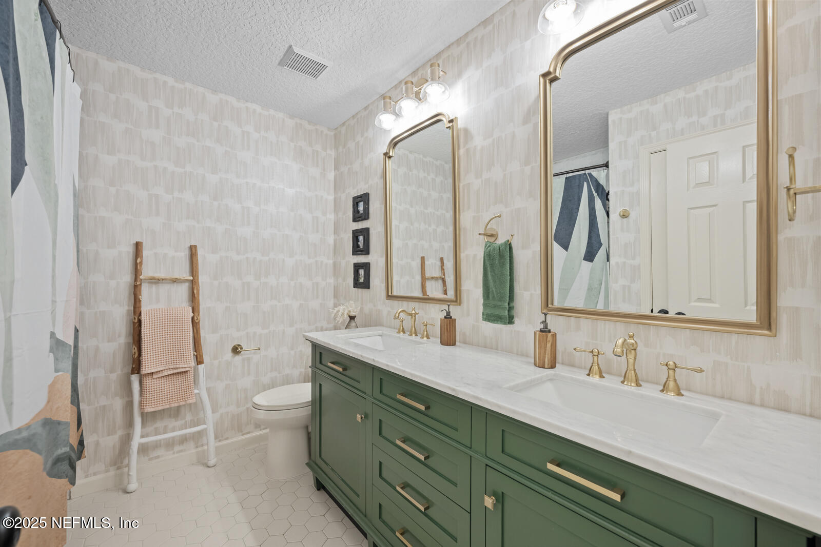 8641 AUTUMN GREEN Drive