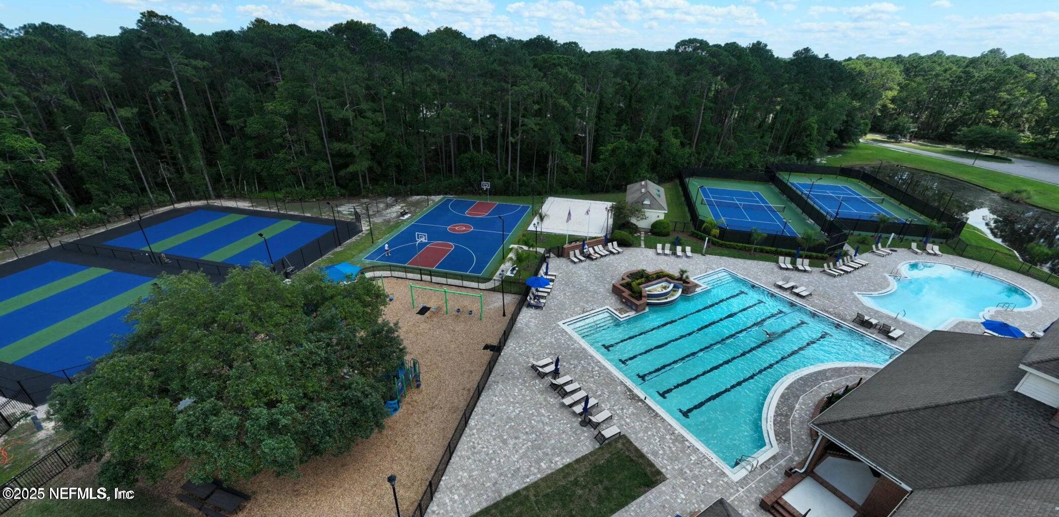 8641 AUTUMN GREEN Drive