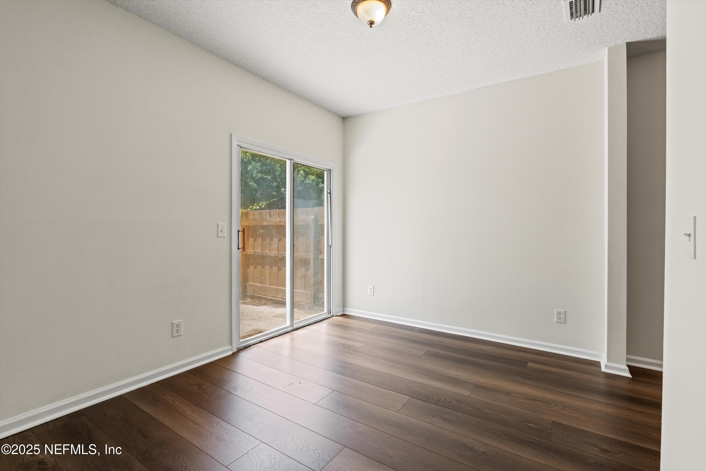 124 SHELBYS COVE Court