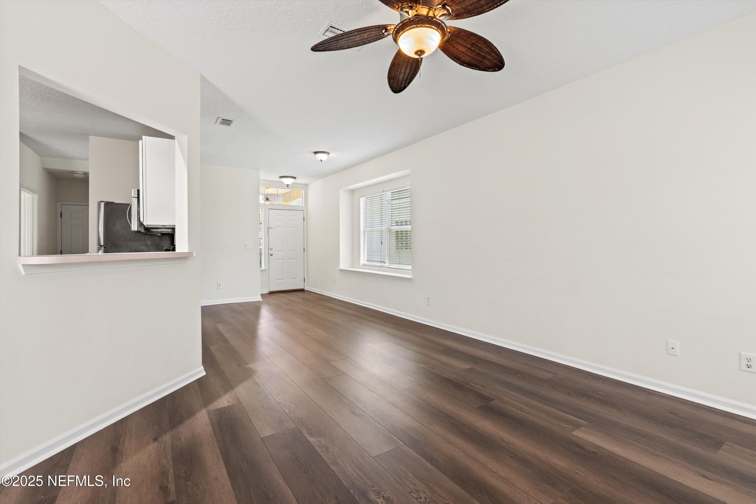124 SHELBYS COVE Court