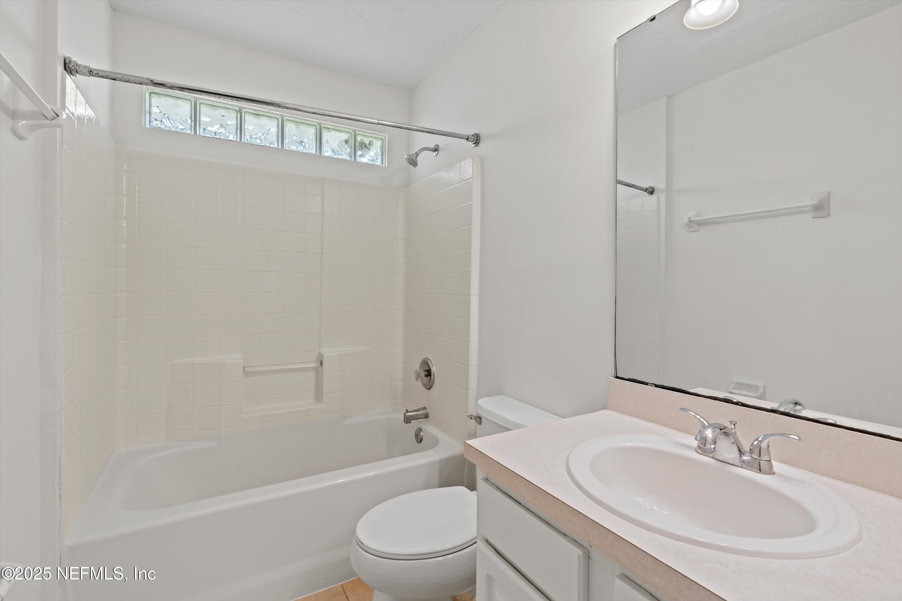124 SHELBYS COVE Court
