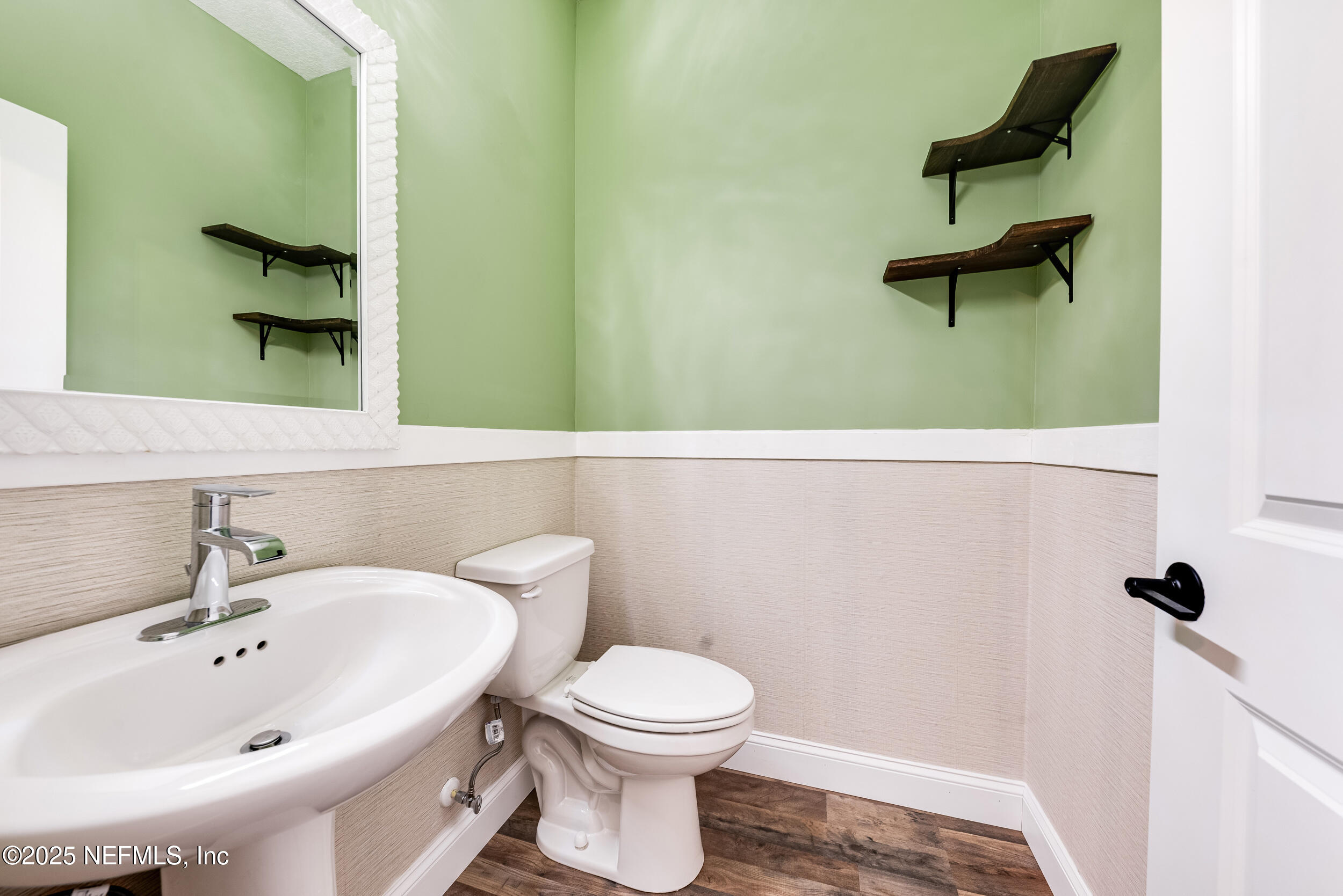 365 SETTLERS LANDING Drive