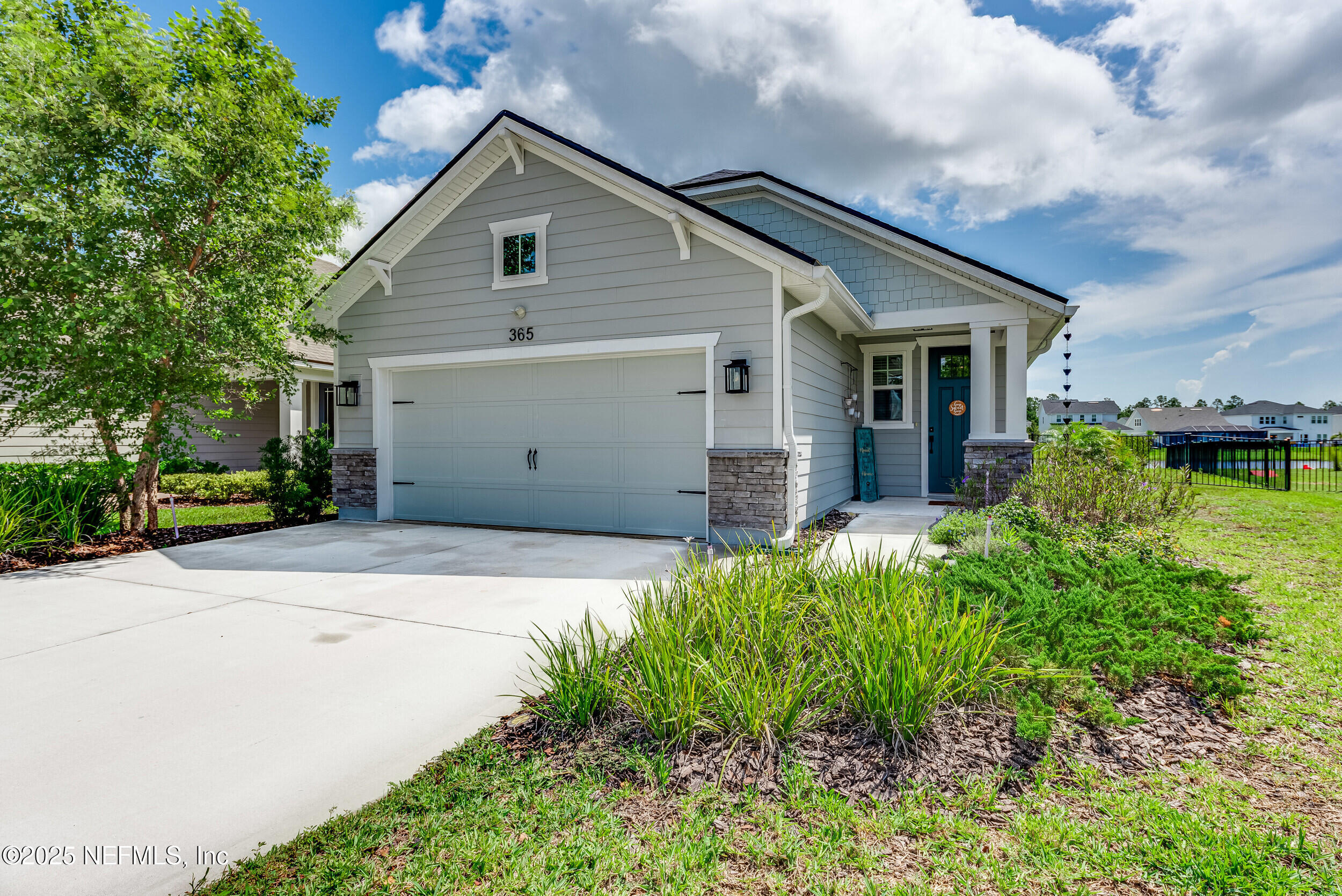 365 SETTLERS LANDING Drive