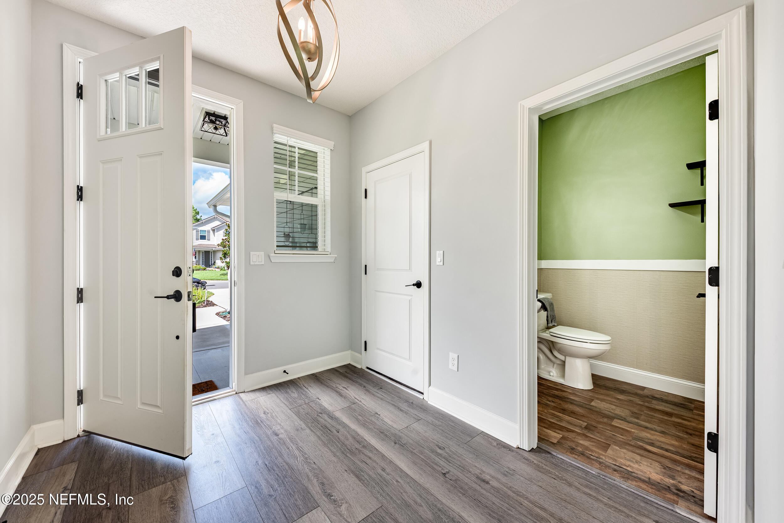 365 SETTLERS LANDING Drive