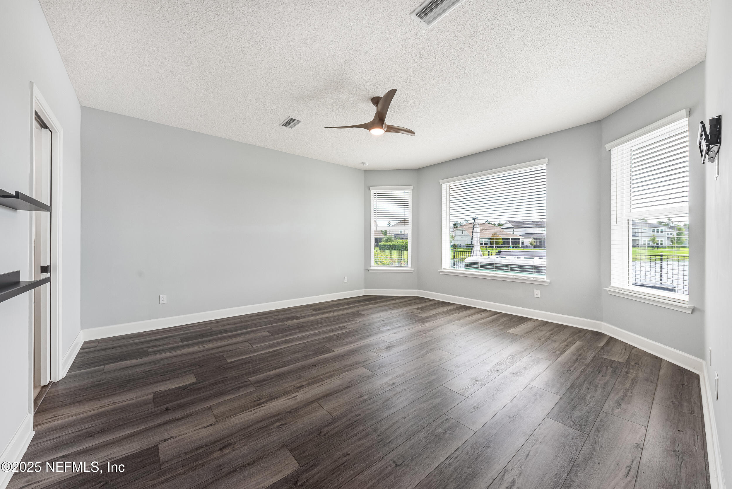 365 SETTLERS LANDING Drive