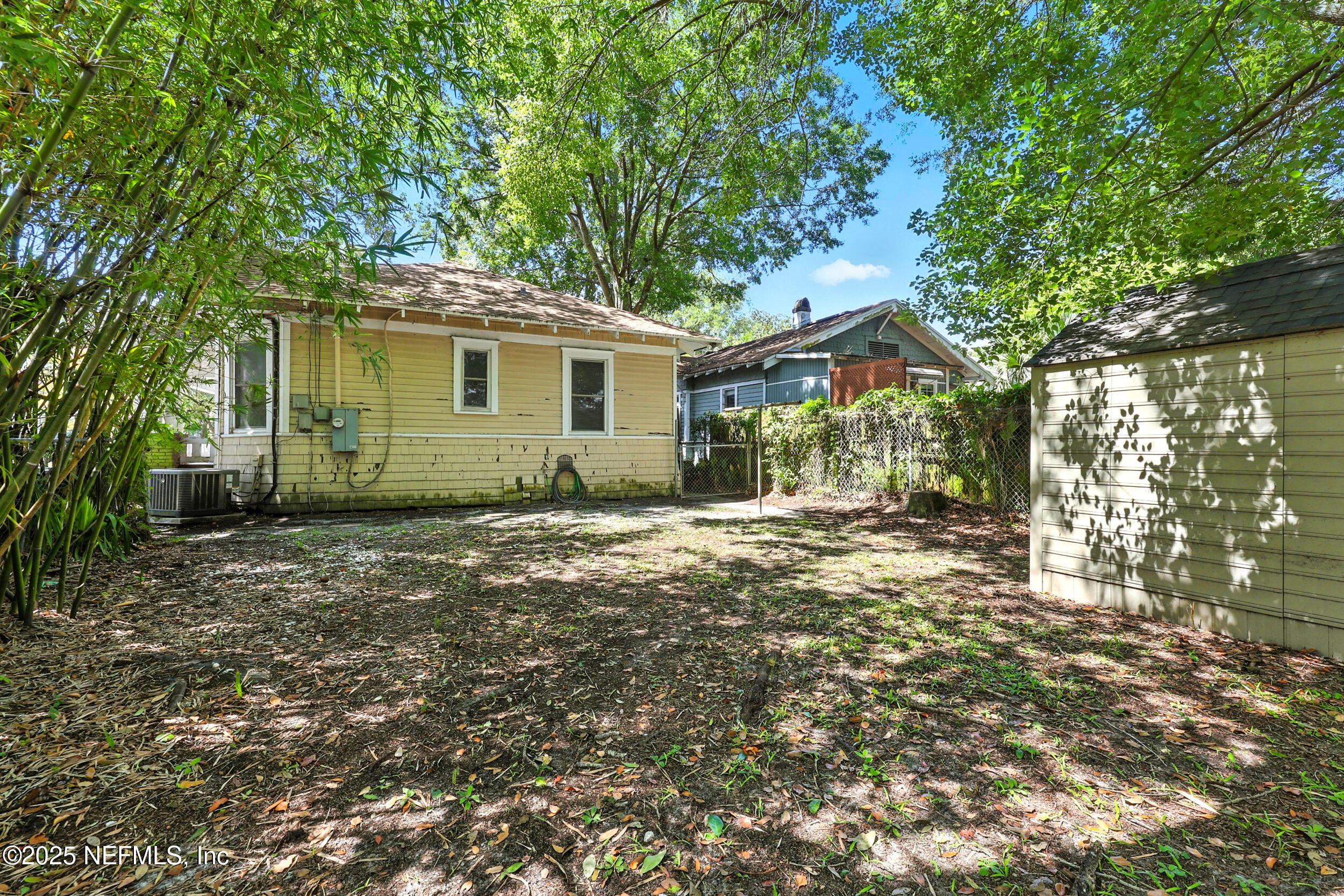 2805 POST Street