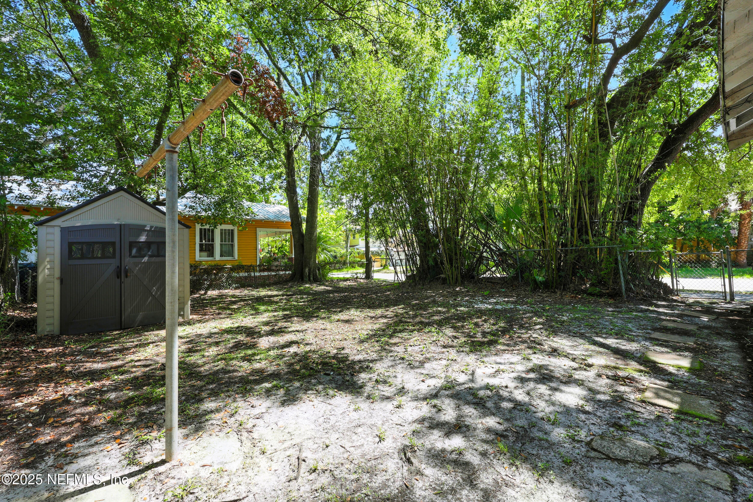 2805 POST Street