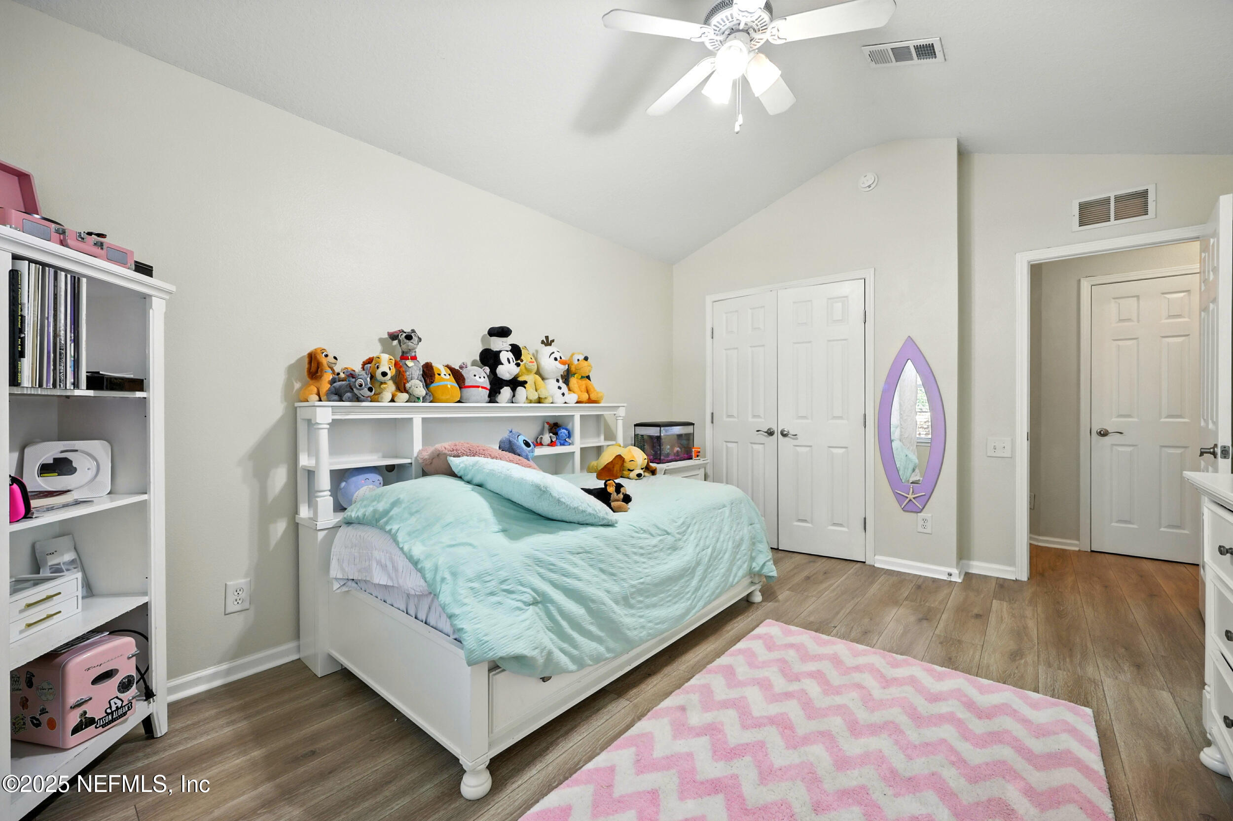 7469 RED CRANE Lane