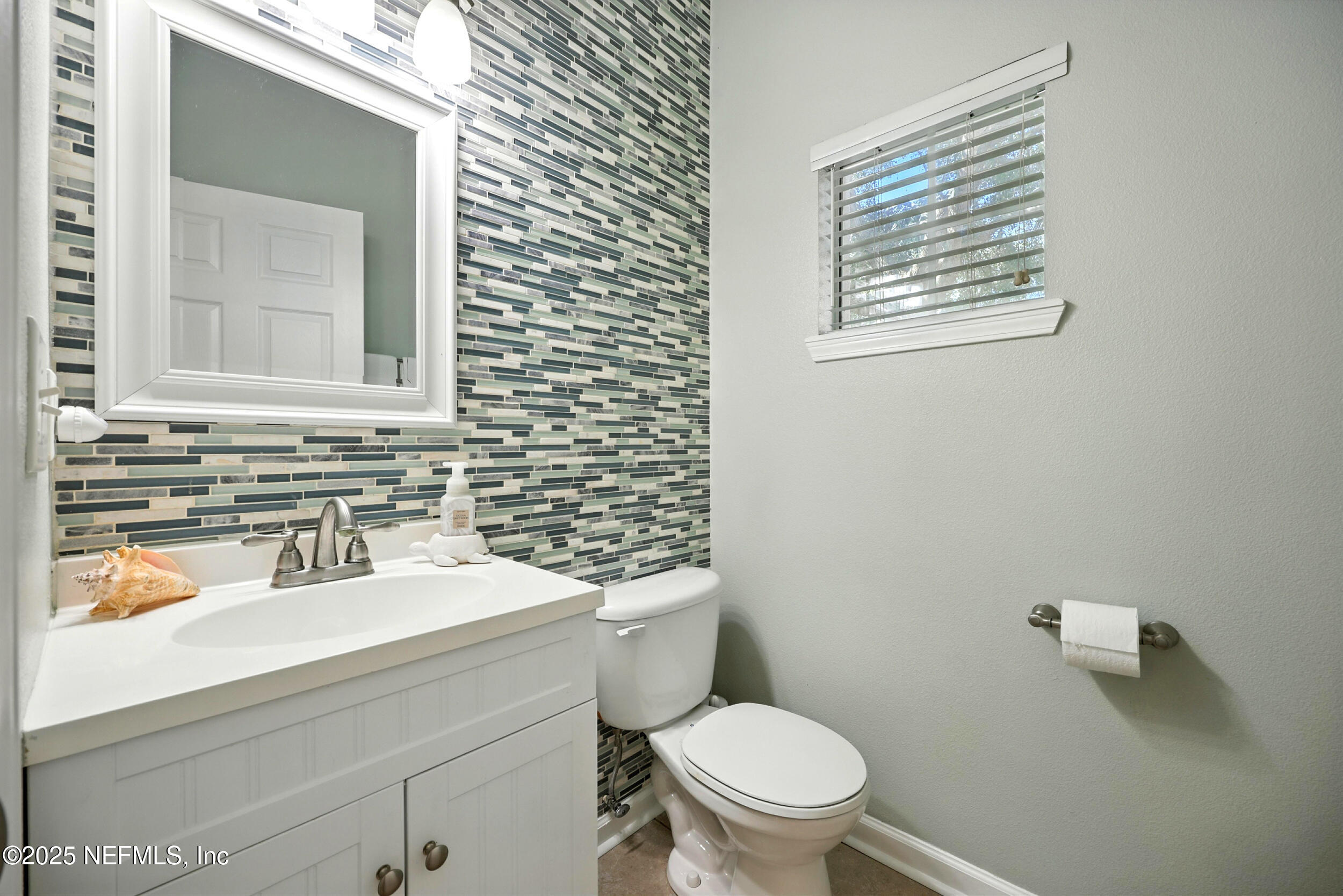 7469 RED CRANE Lane