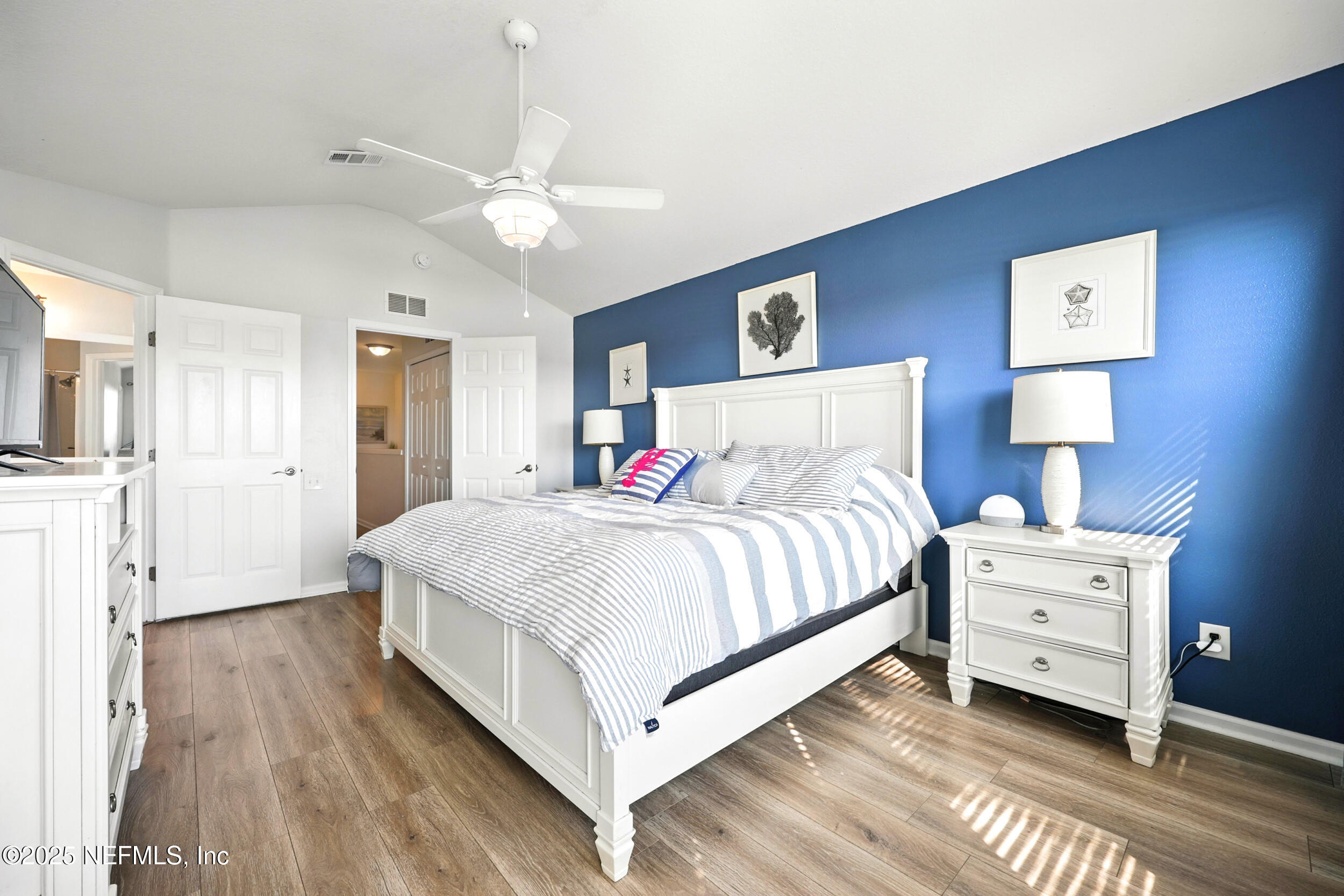 7469 RED CRANE Lane