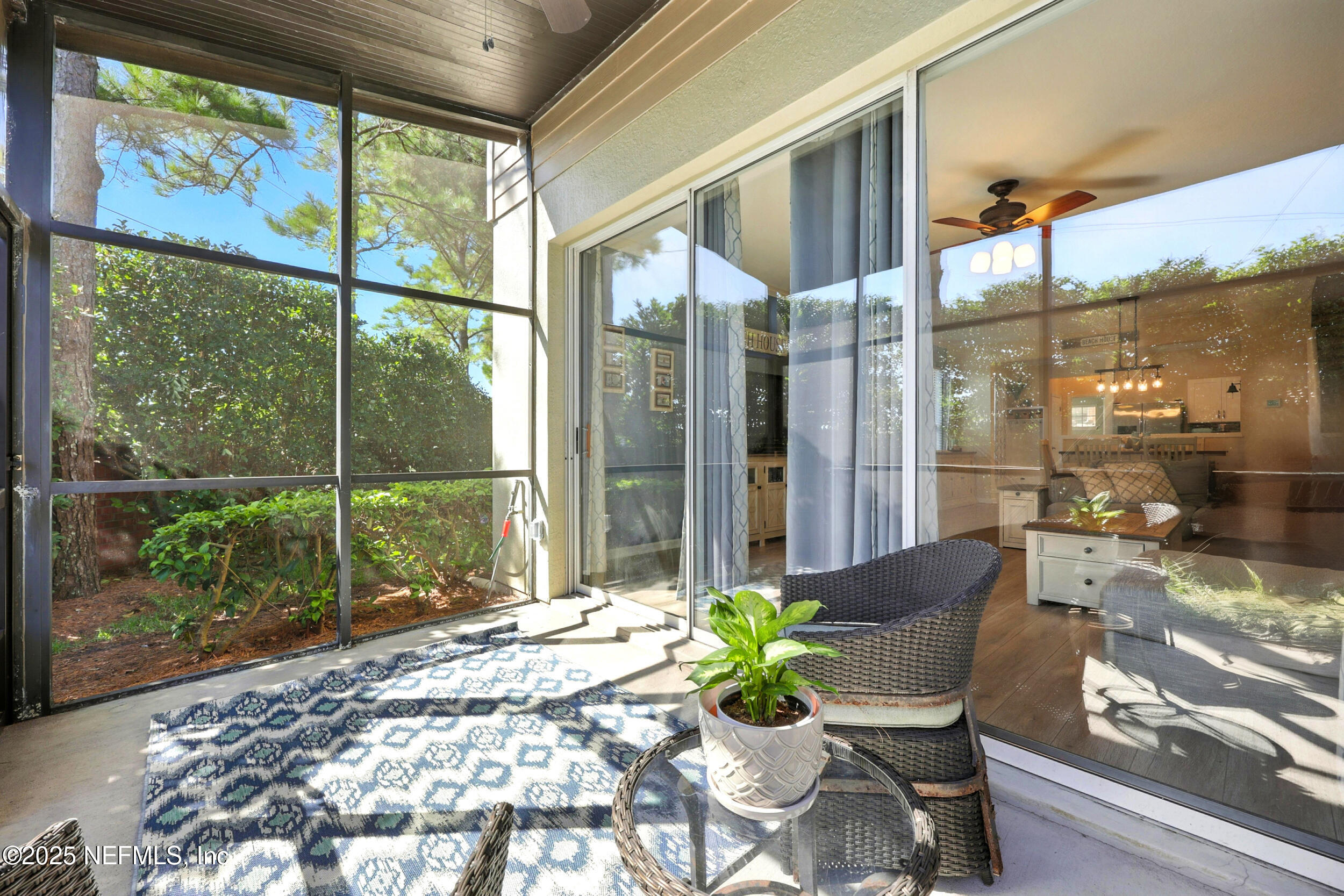 7469 RED CRANE Lane