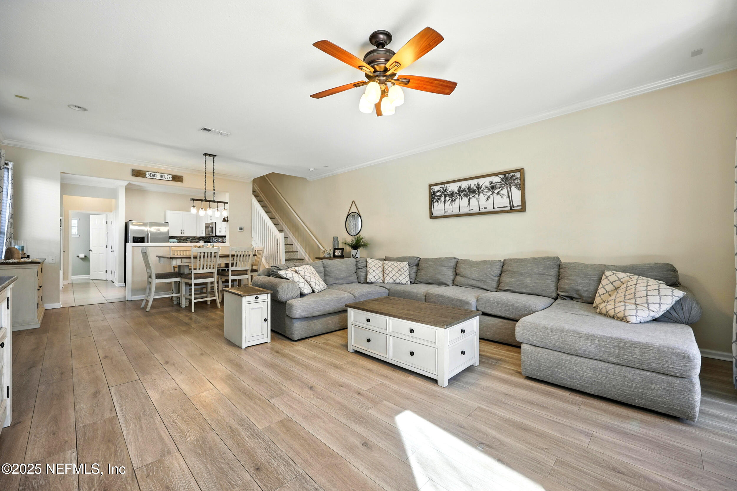 7469 RED CRANE Lane