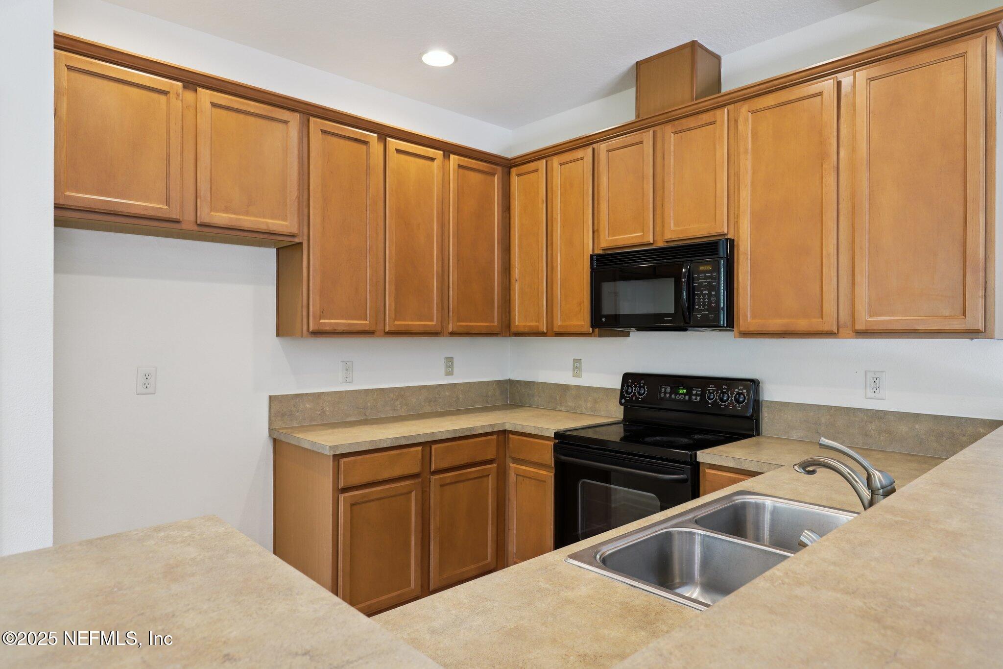 13501 GEMFIRE Court