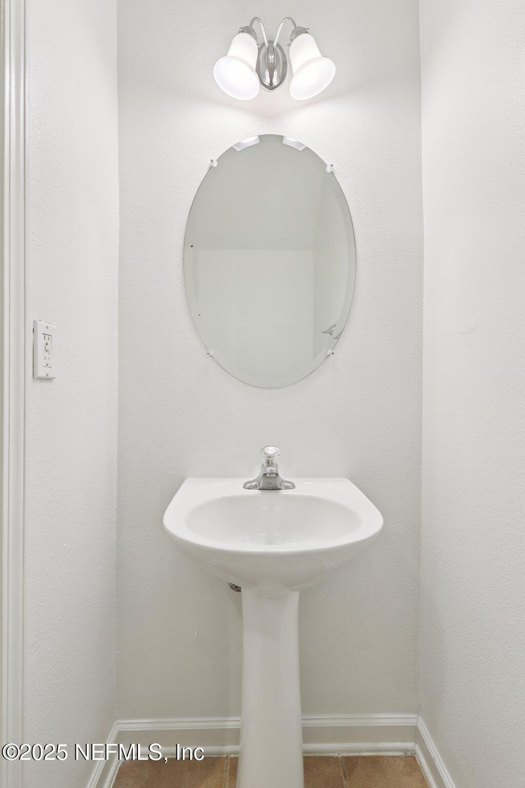 13501 GEMFIRE Court