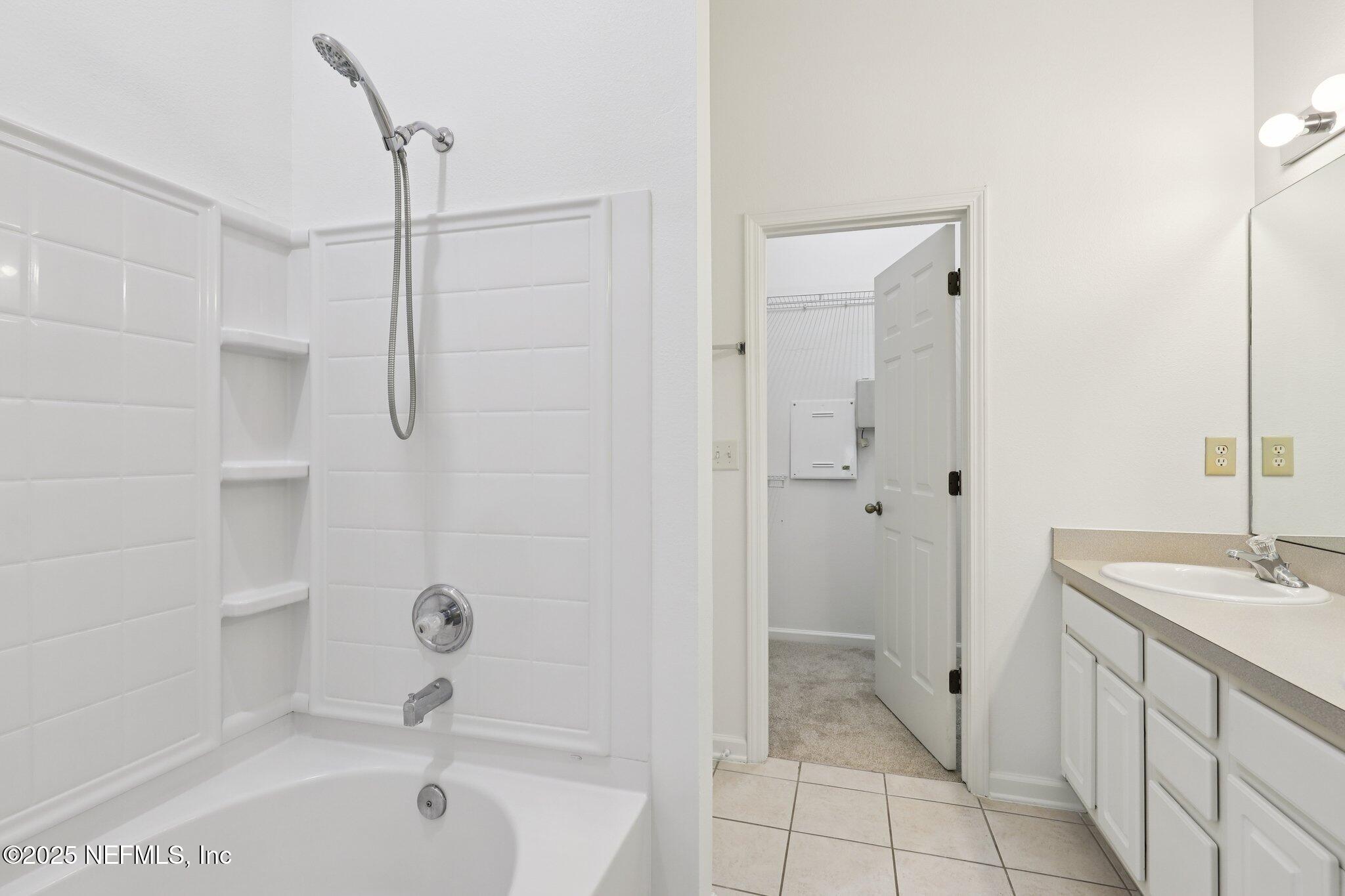 13501 GEMFIRE Court