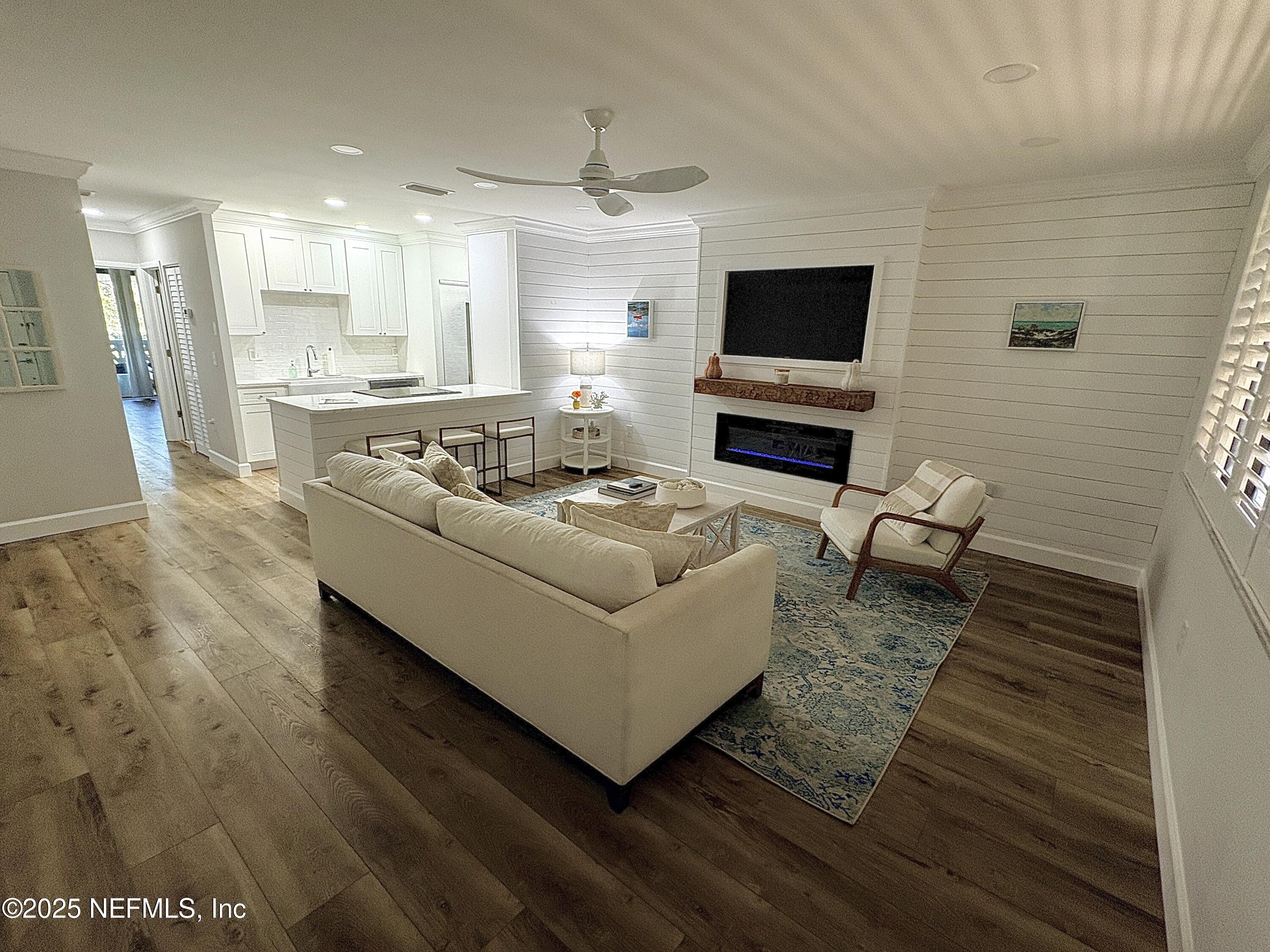 1820 SEVILLA Boulevard, 310