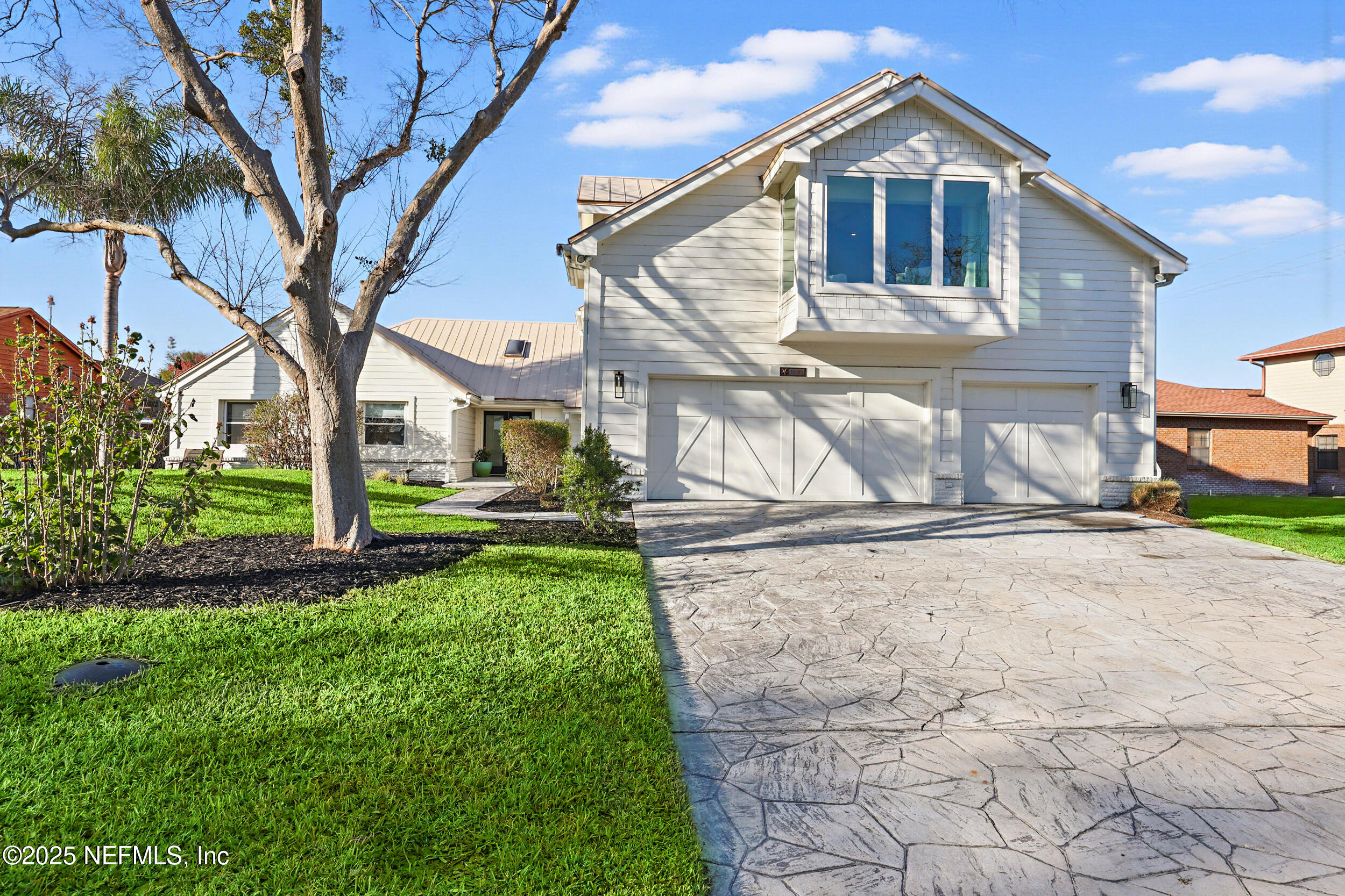 14585 AQUA VISTA Court