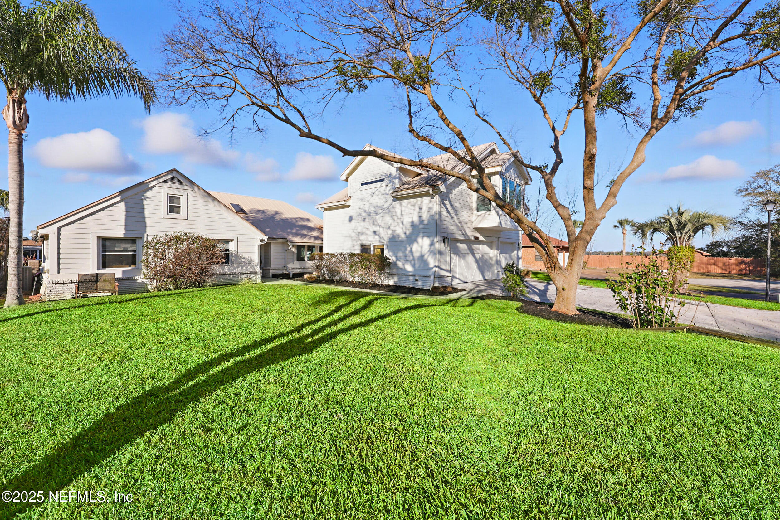 14585 AQUA VISTA Court